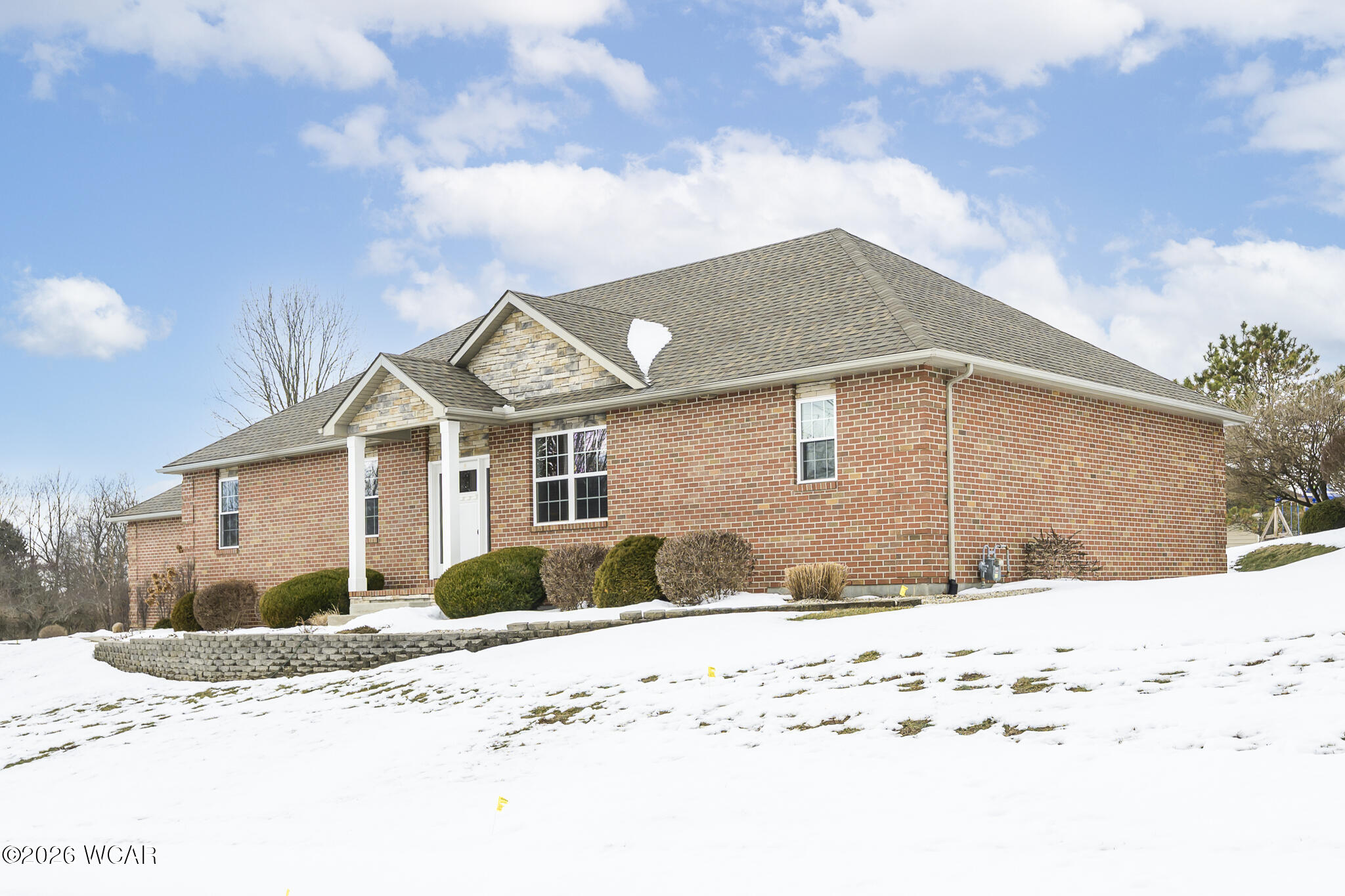 805 Creekview Court, Bellefontaine, Ohio