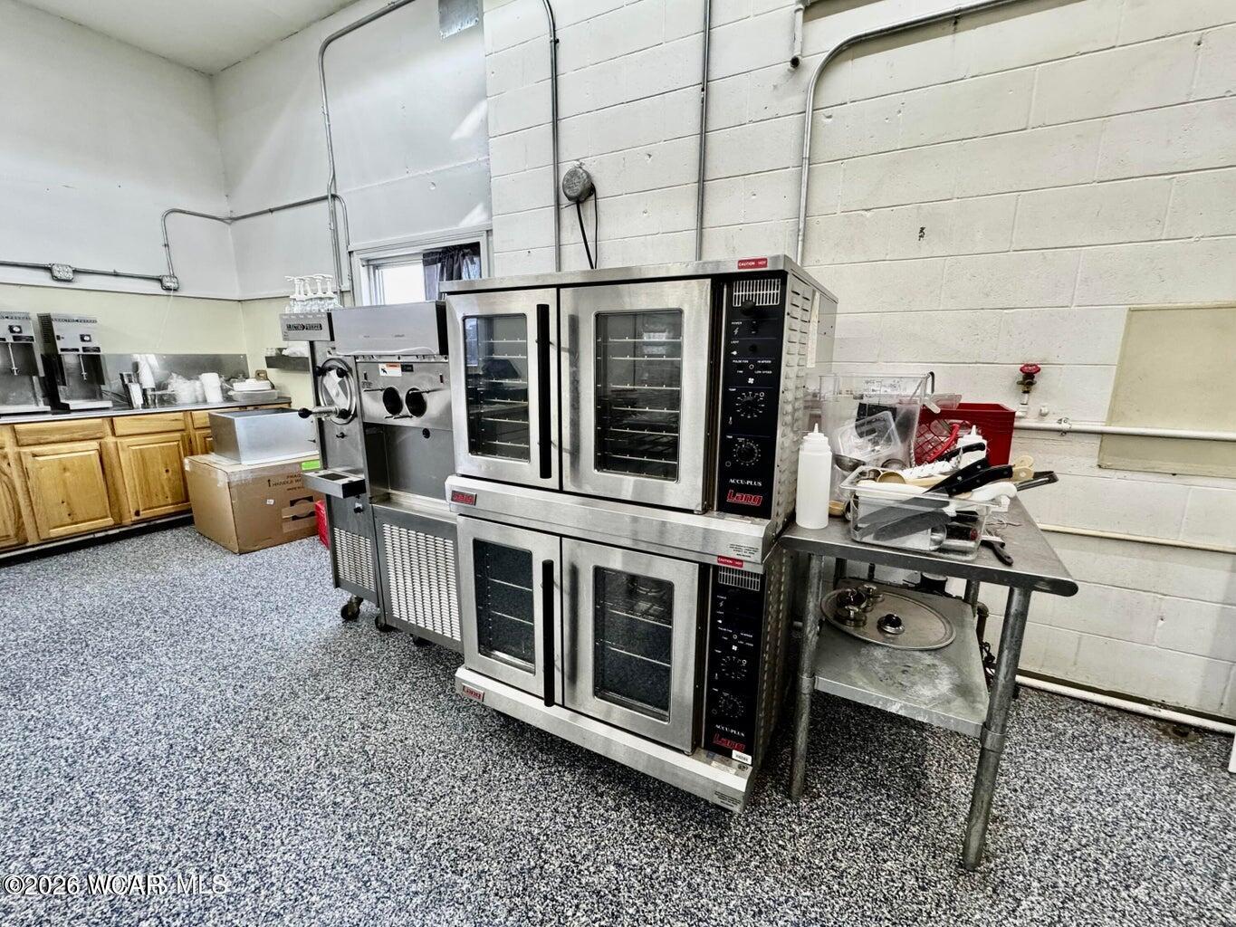 301 DEFIANCE Street, Stryker, Ohio