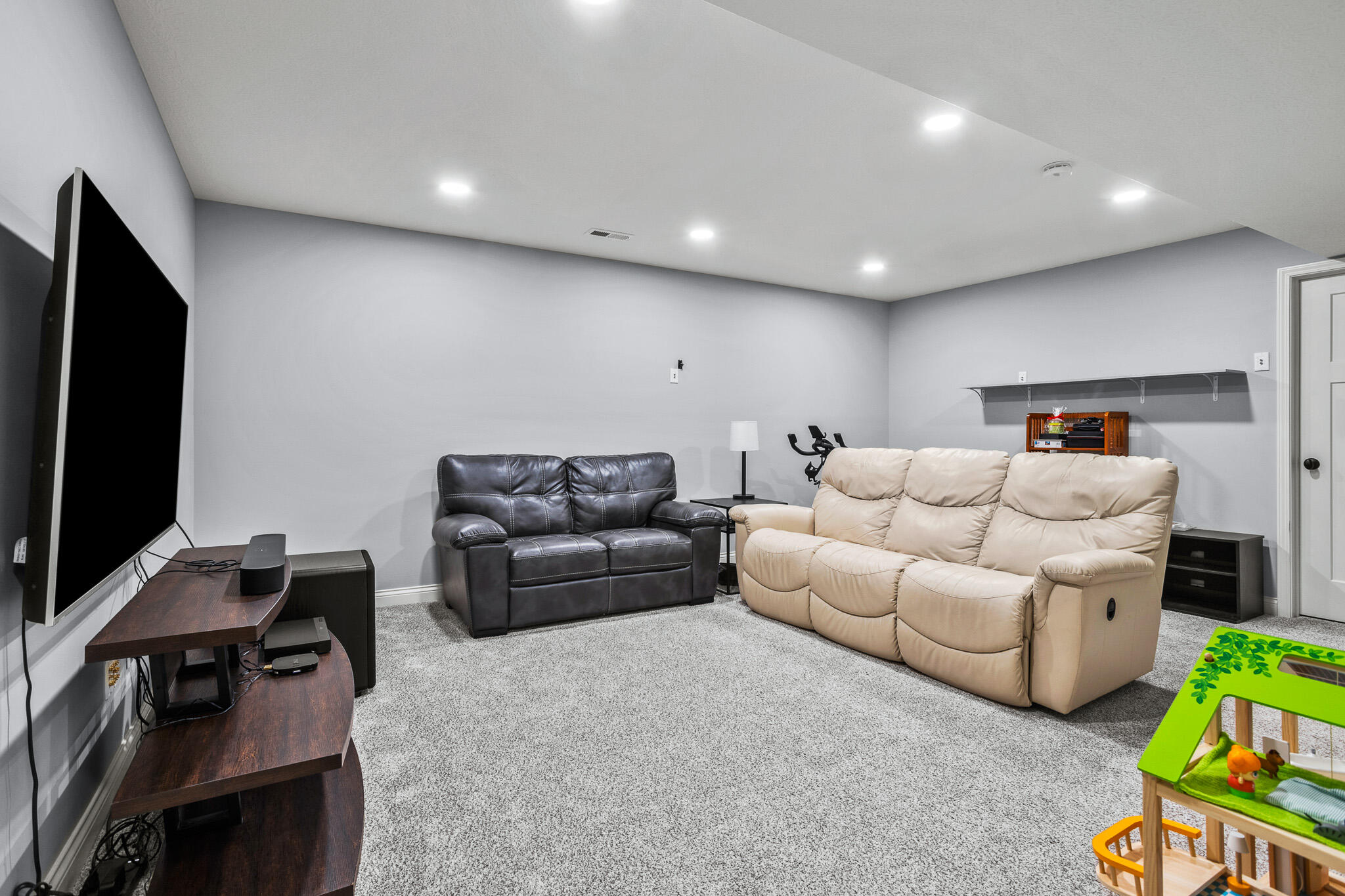 2706 Executive Drive, Troy, Ohio 45373