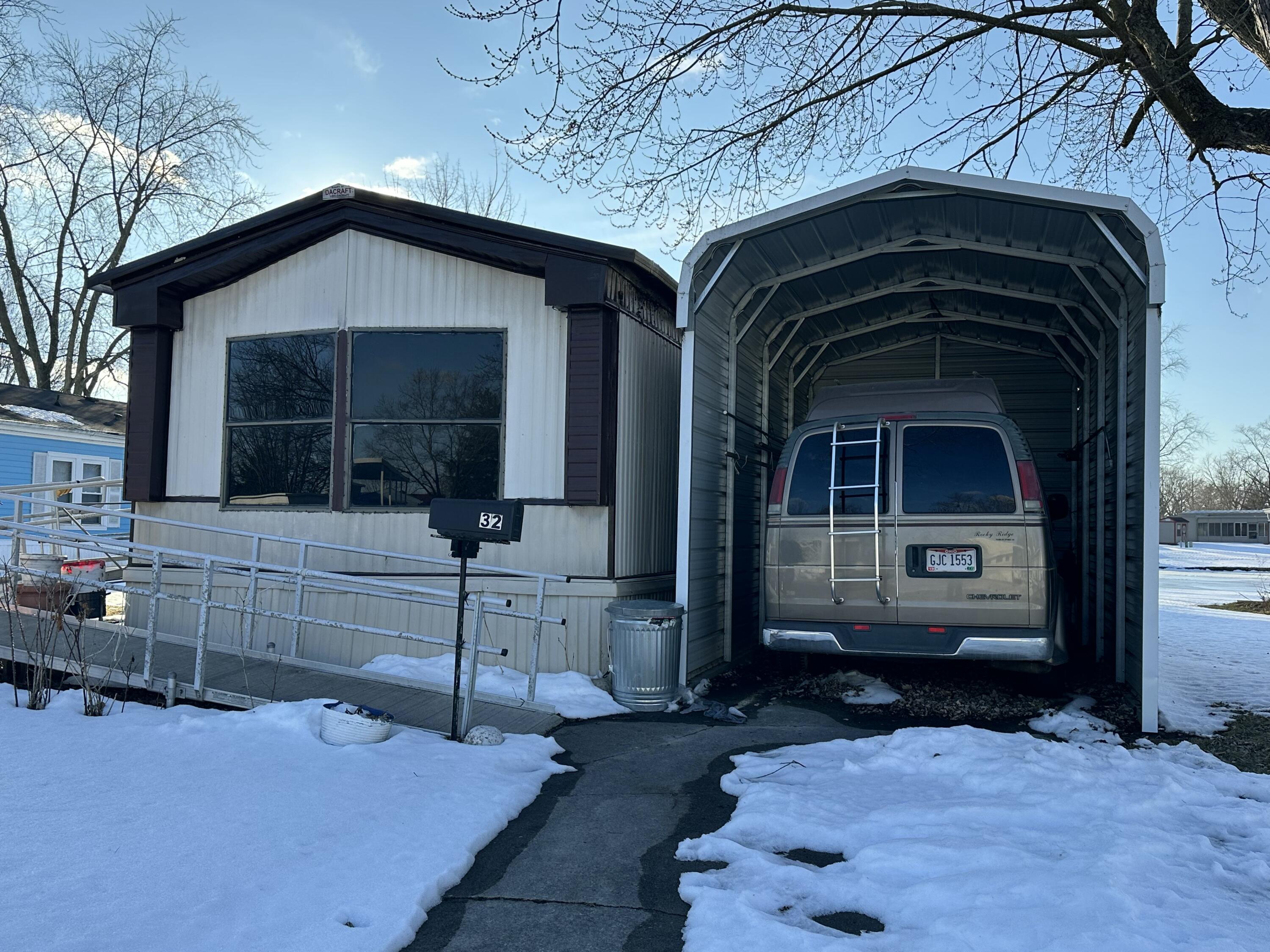 6085 Sebring Warner Road, Greenville, Ohio 45331