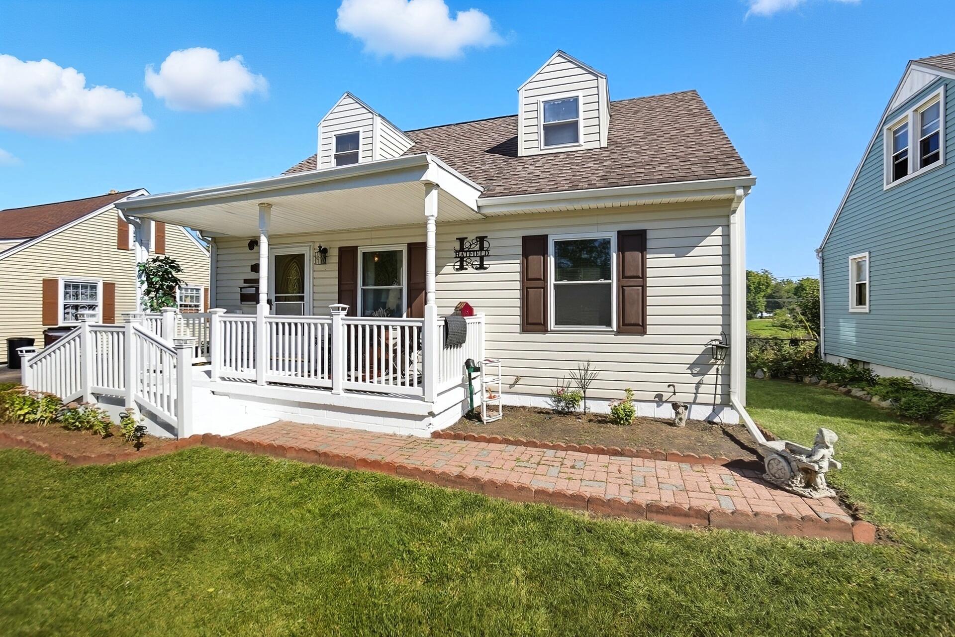 1716 Sweetbriar Lane, Springfield, Ohio 45505