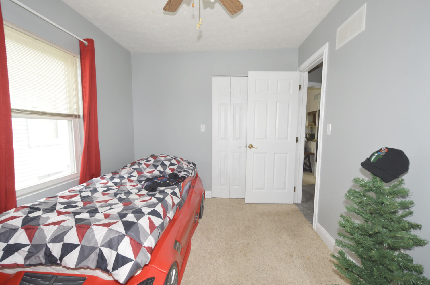 1716 Sweetbriar Lane, Springfield, Ohio 45505