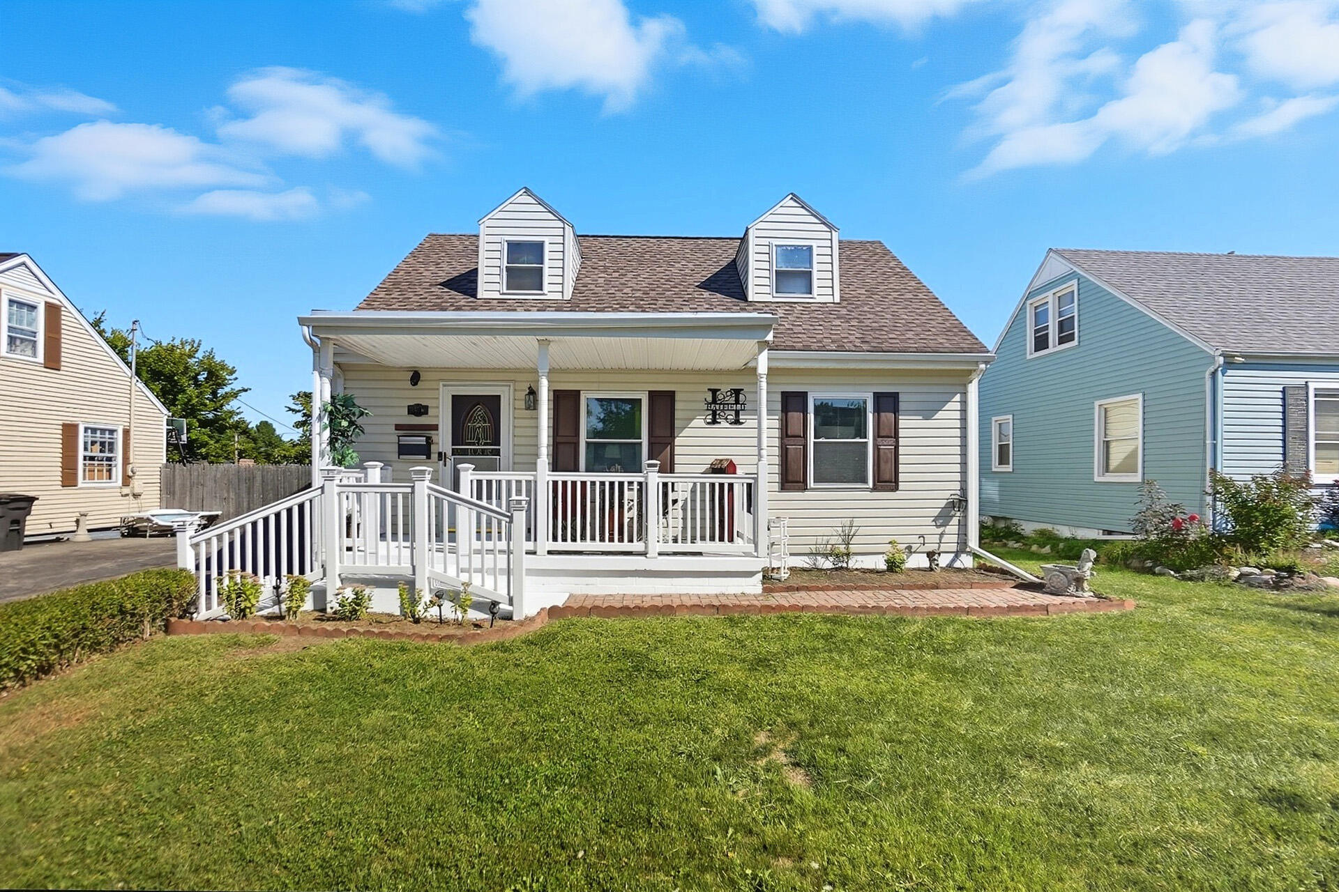 1716 Sweetbriar Lane, Springfield, Ohio 45505