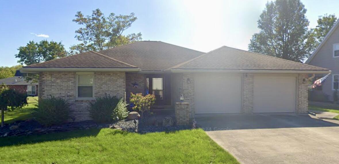 821 Helen Drive, Wapakoneta, Ohio 45895