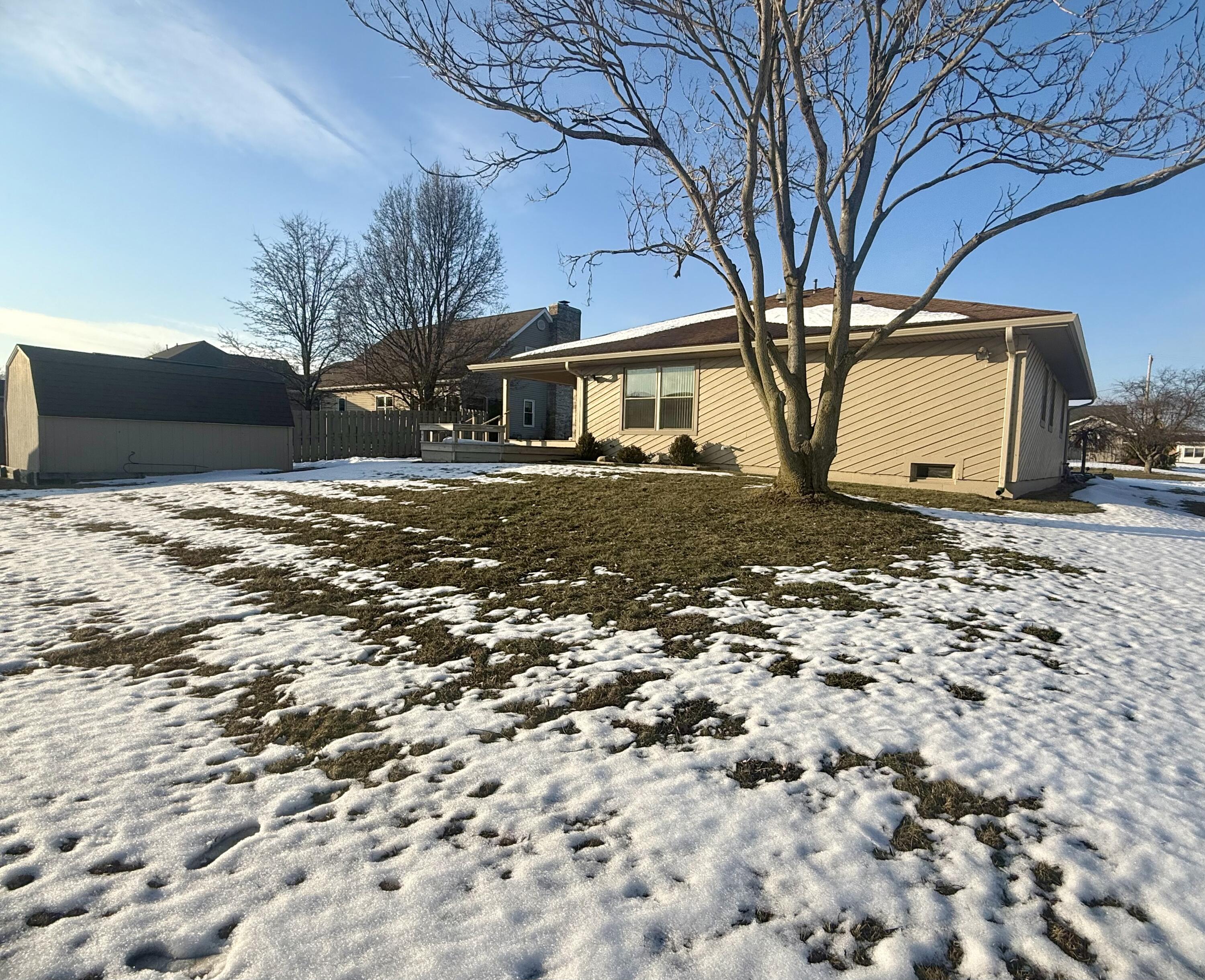 821 Helen Drive, Wapakoneta, Ohio 45895