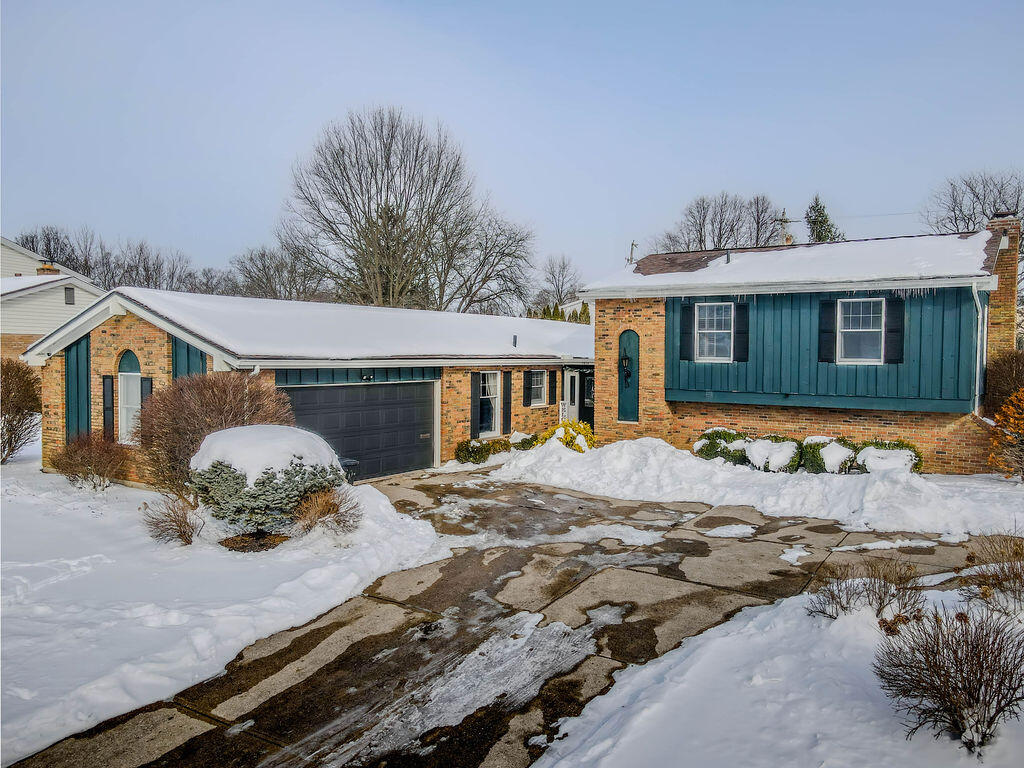 2824 Balsam Drive, Springfield, Ohio 45503