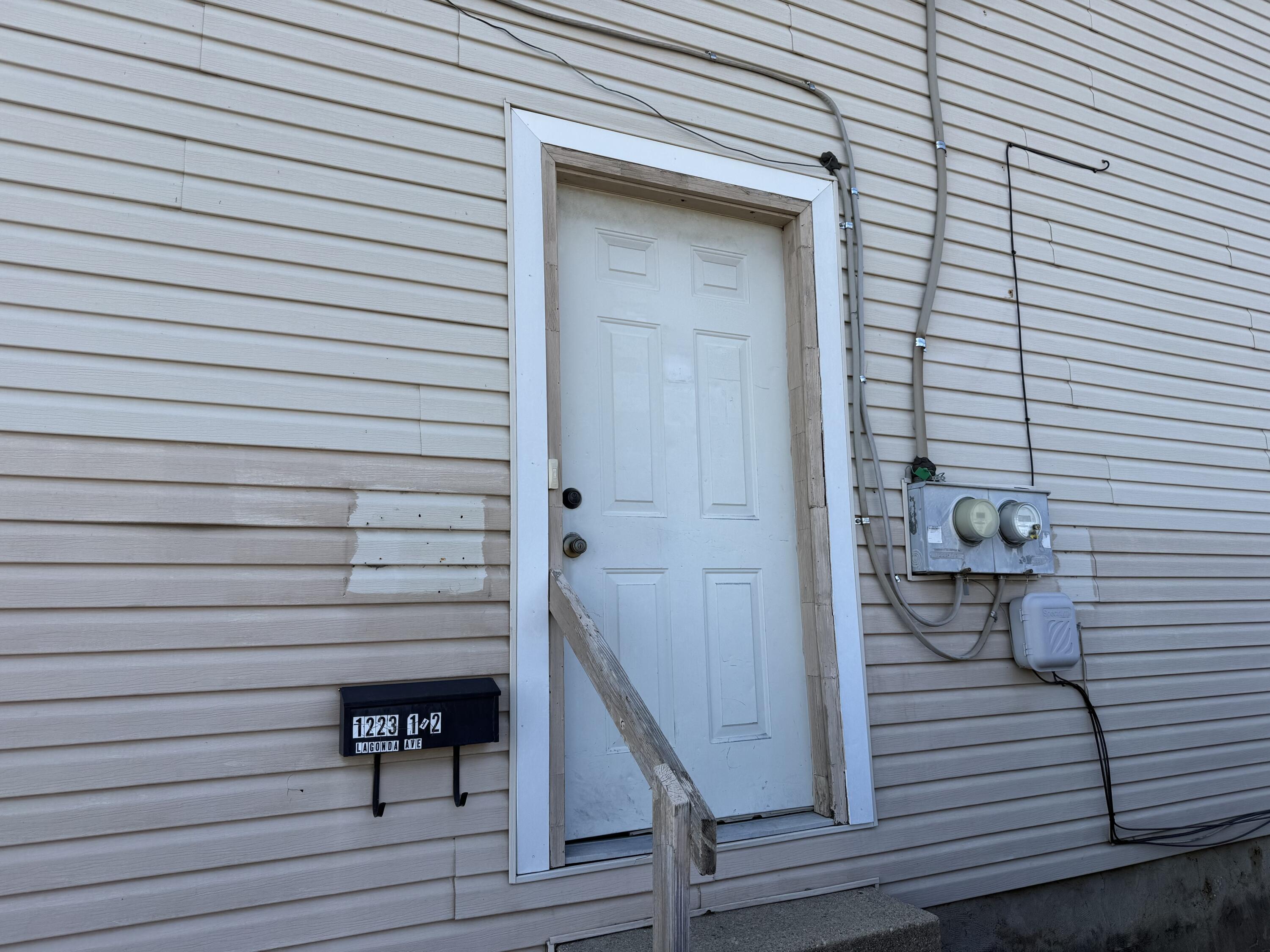 1223 Lagonda Avenue, Springfield, Ohio 45503