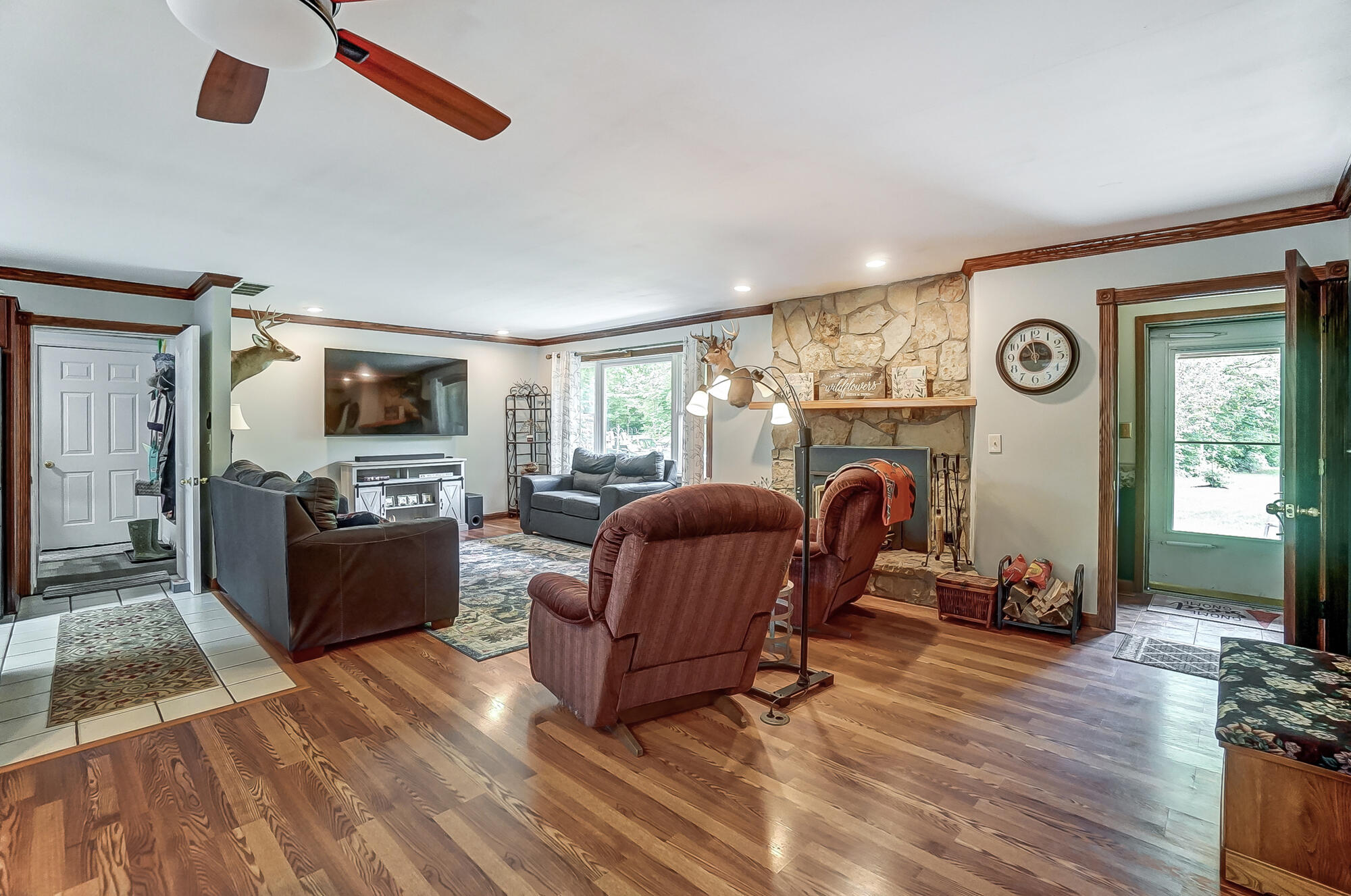 6388 Stoker Road, Houston, Ohio 45333