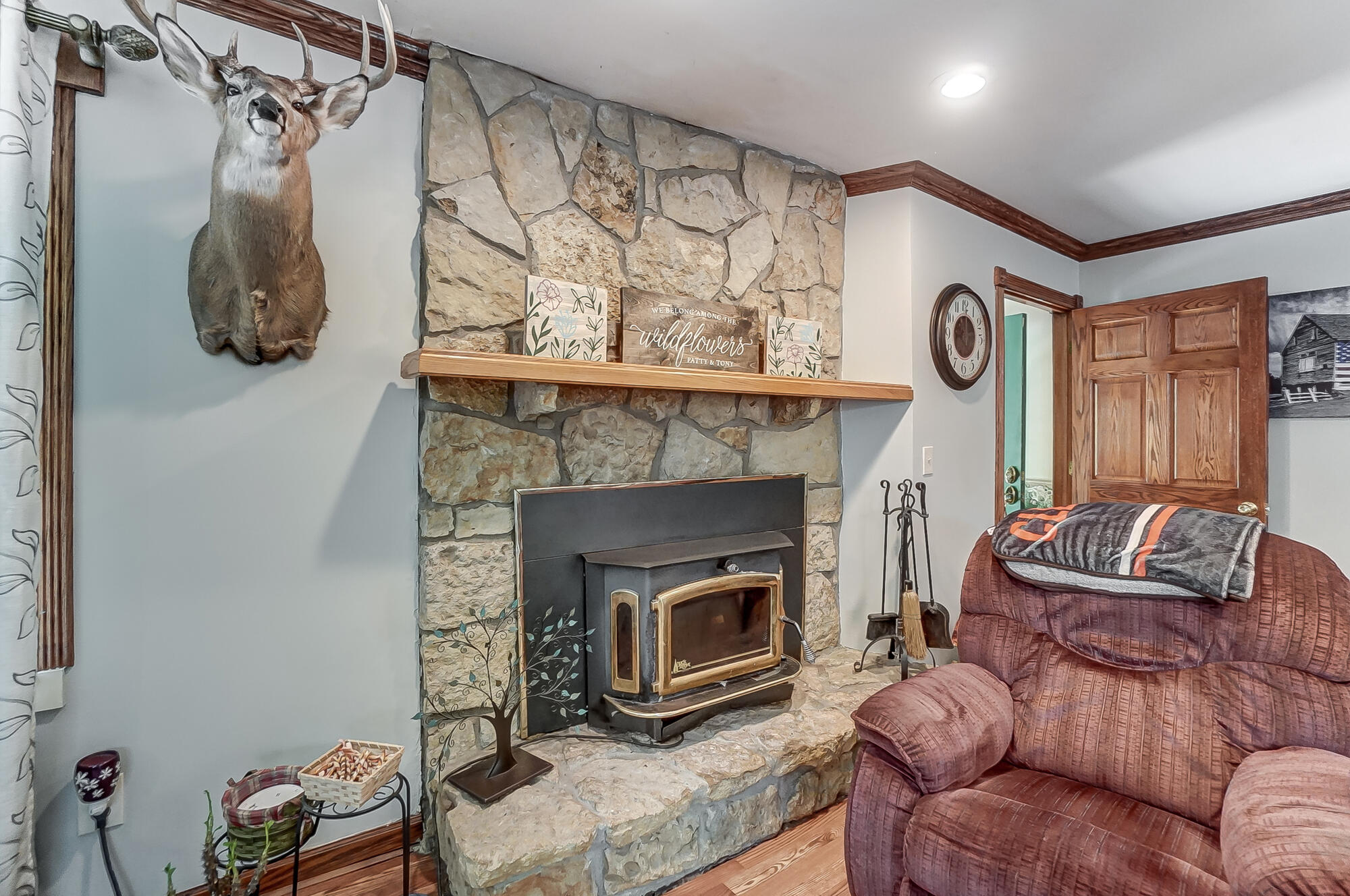 6388 Stoker Road, Houston, Ohio 45333