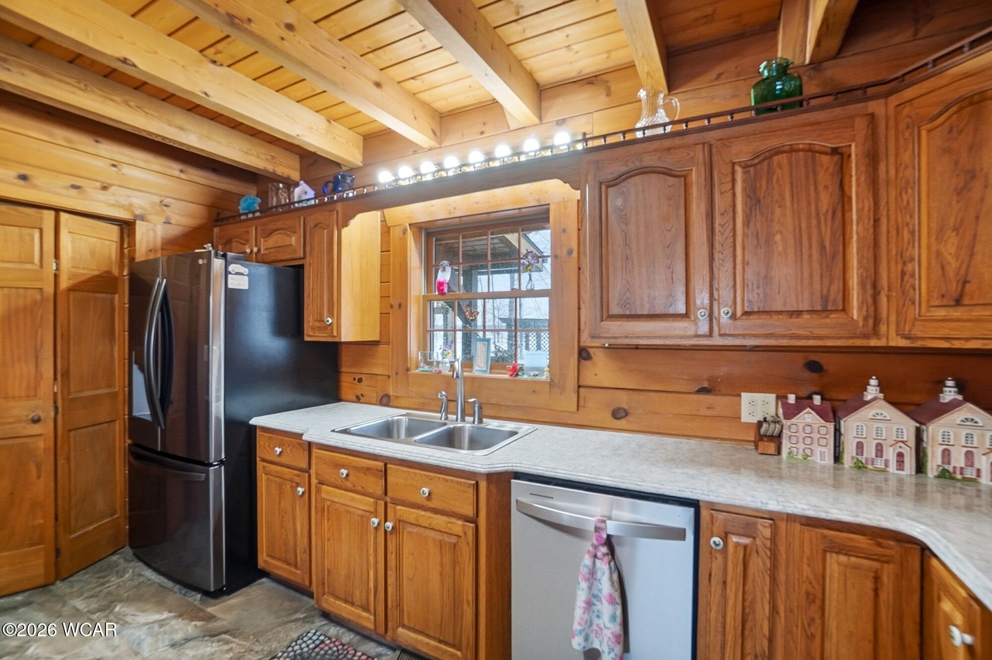 25353 Buckland Holden Road, Waynesfield, Ohio