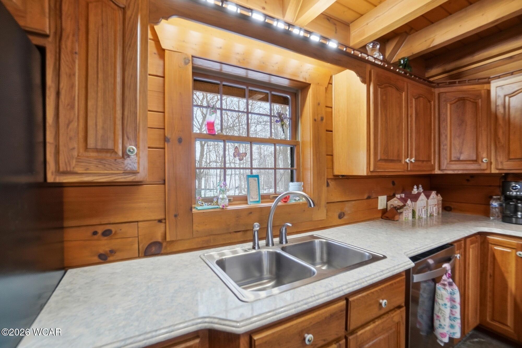 25353 Buckland Holden Road, Waynesfield, Ohio