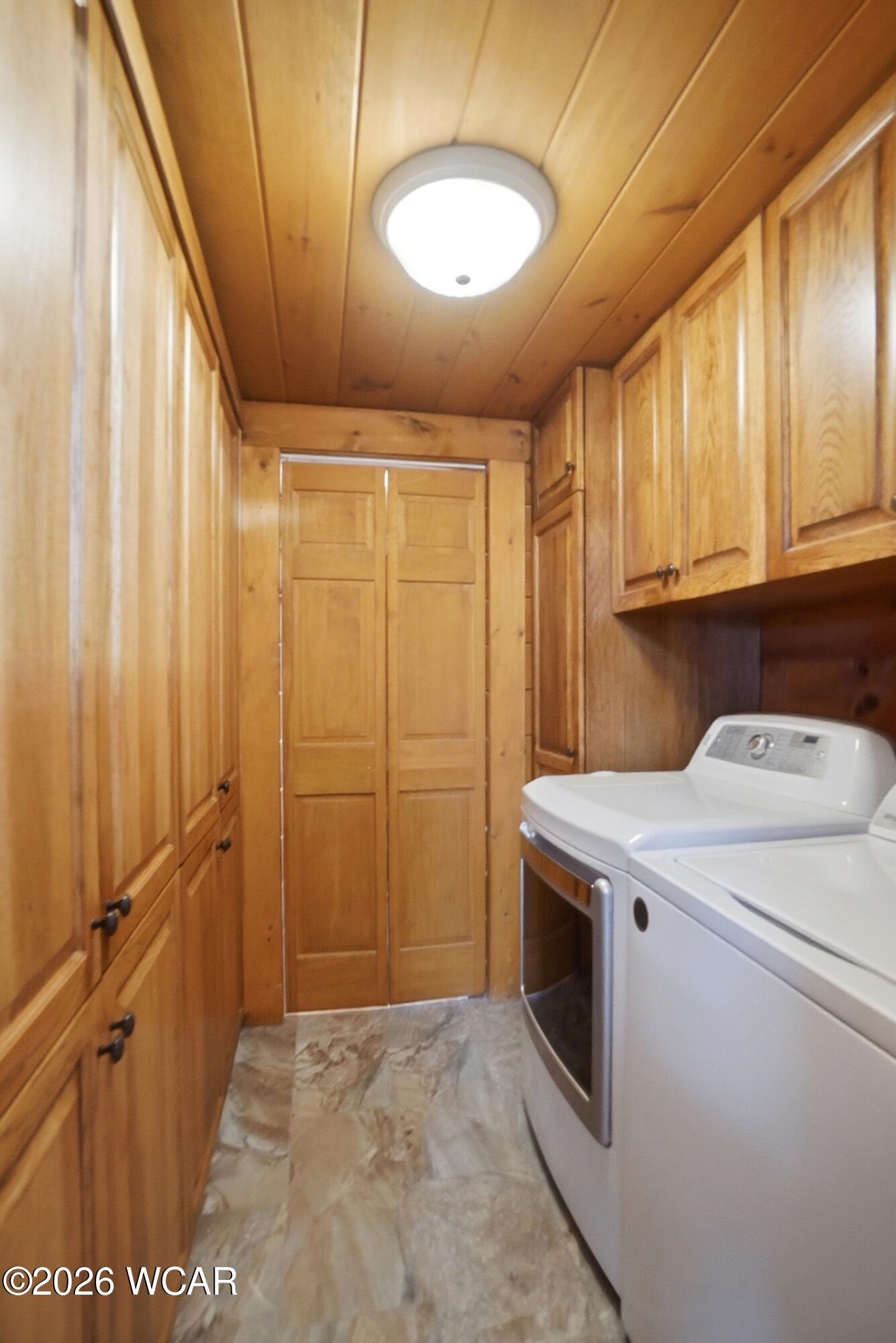 25353 Buckland Holden Road, Waynesfield, Ohio