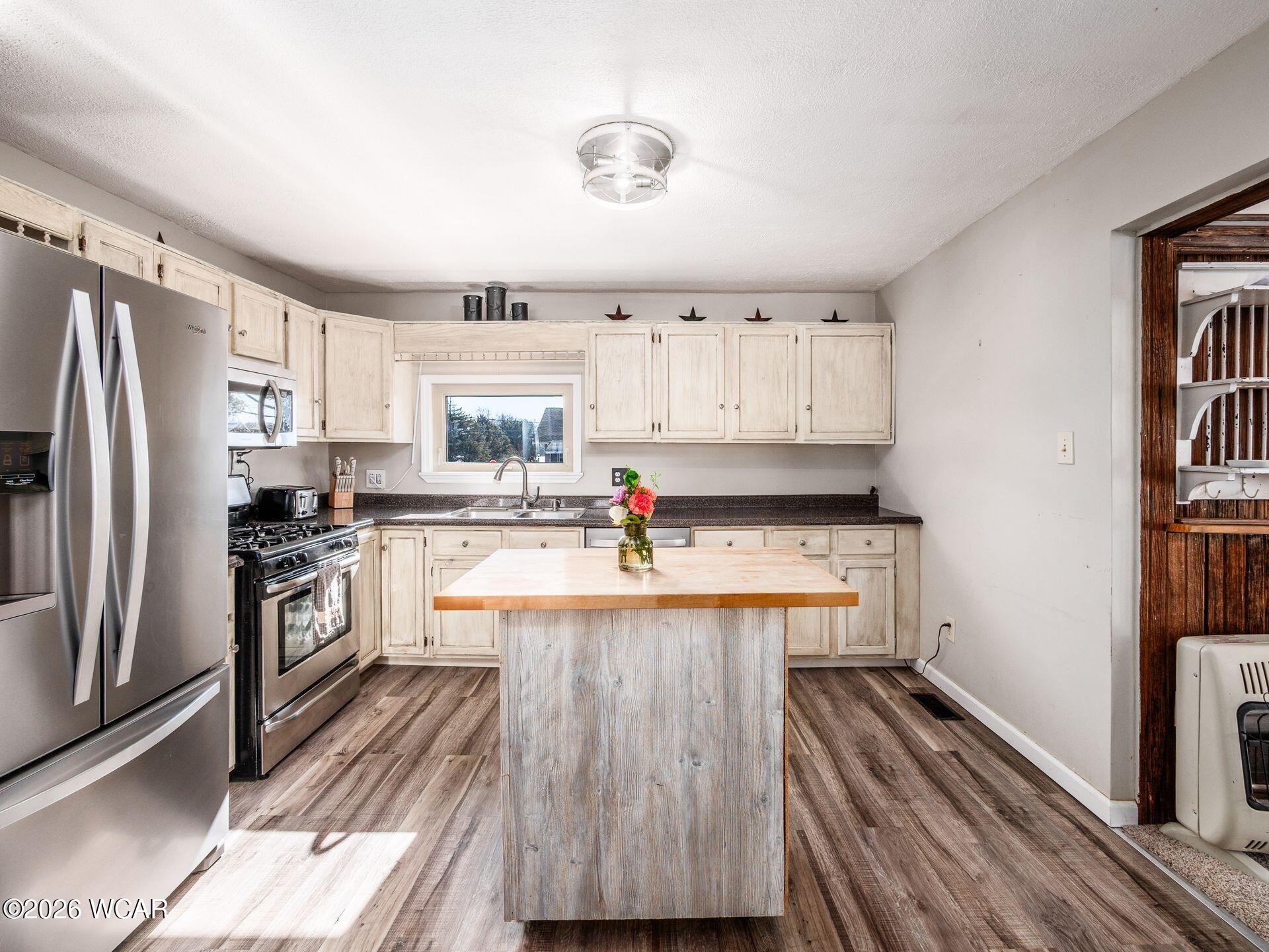 210 Elm Street, Mount Victory, Ohio