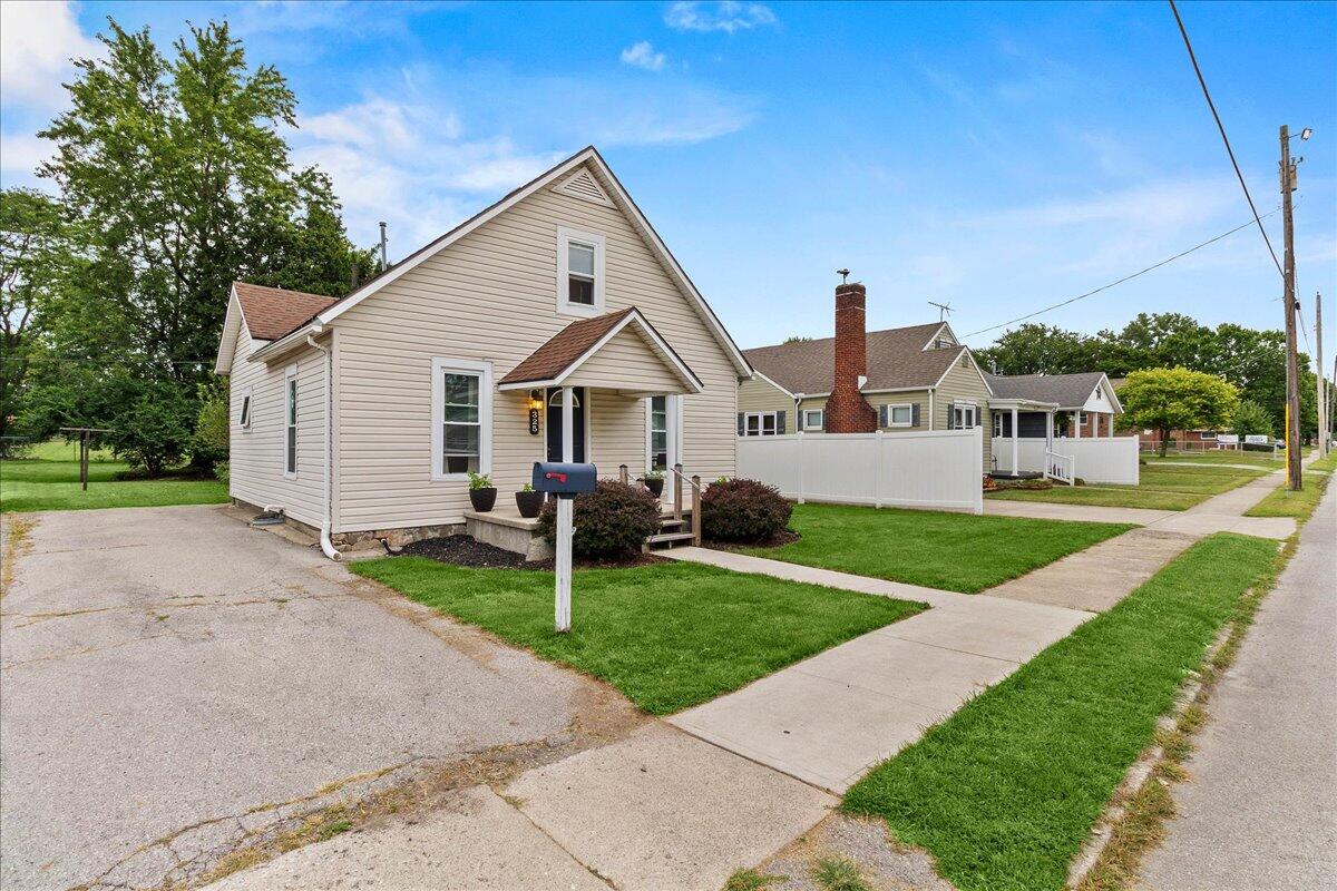 325 Washington Avenue, Bellefontaine, Ohio 43311