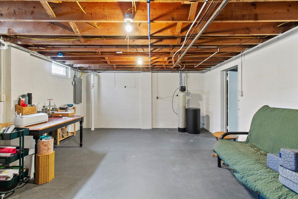 216 Hayes Street, Bellefontaine, Ohio 43311