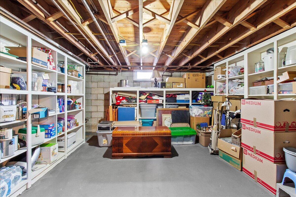 216 Hayes Street, Bellefontaine, Ohio 43311