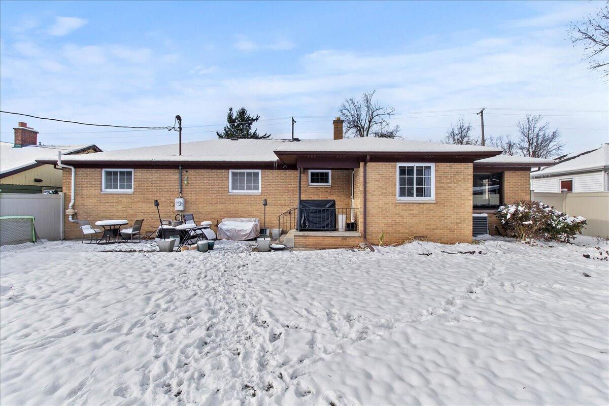 216 Hayes Street, Bellefontaine, Ohio 43311