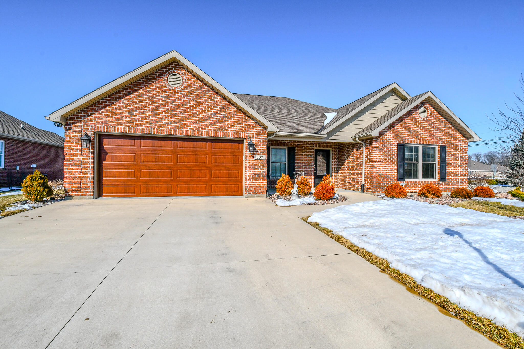 607 Bentley Circle, Troy, Ohio 45373