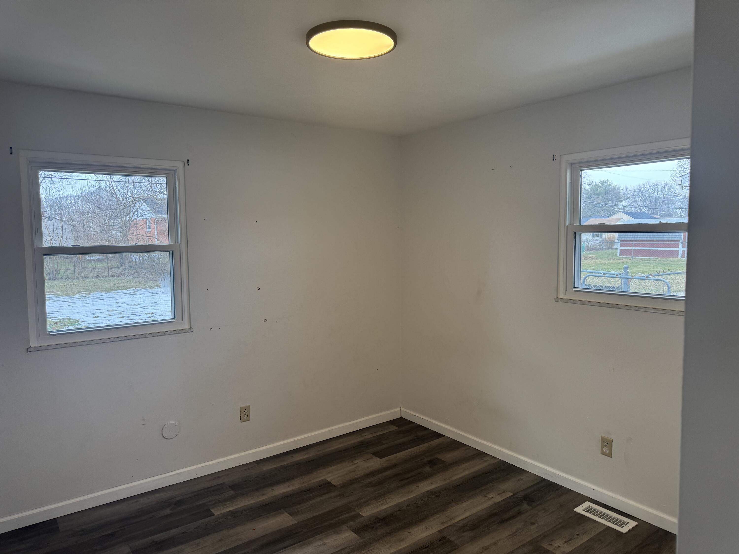 1142 Lee Road, Troy, Ohio 45373