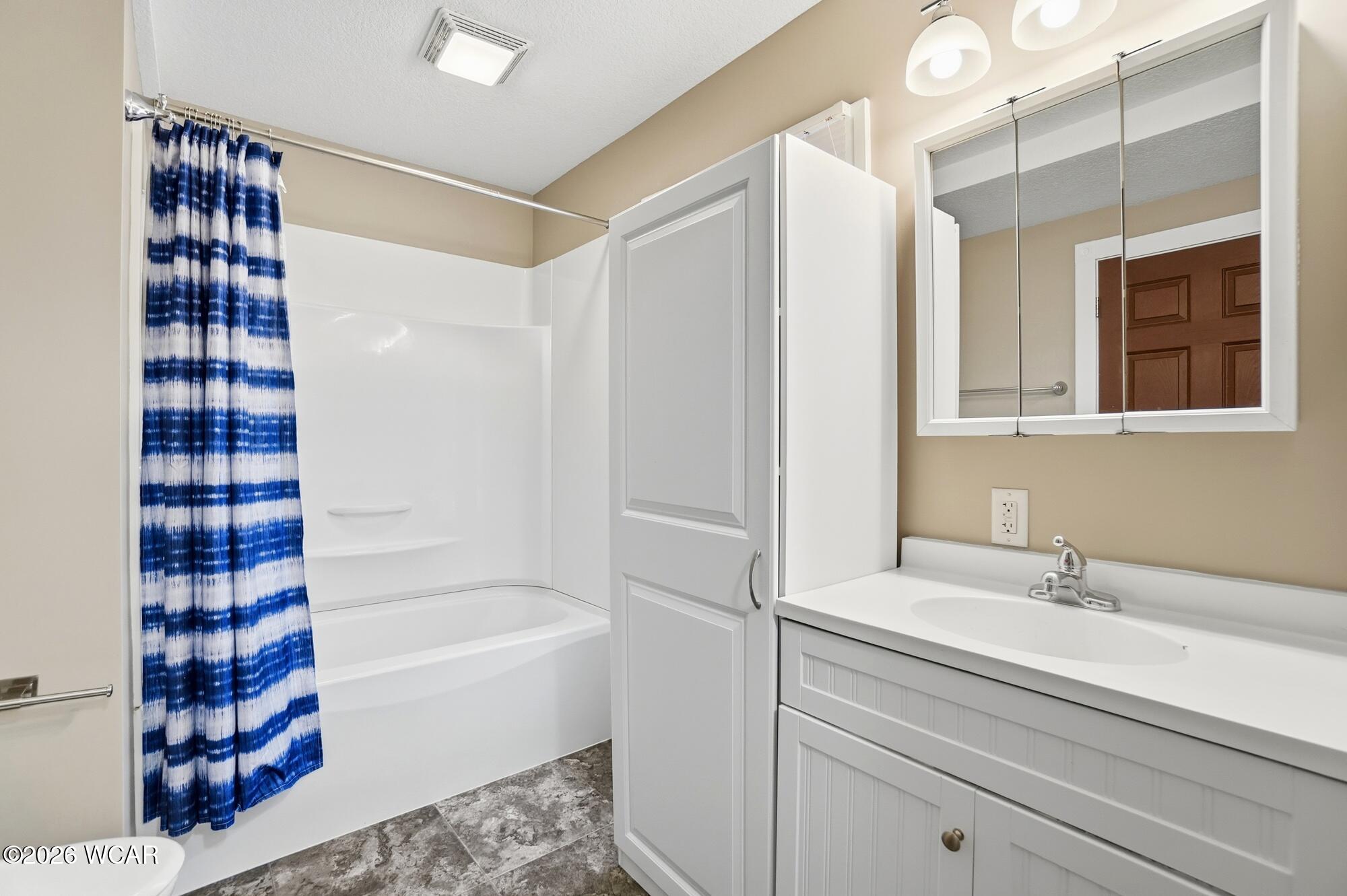 105 Washington Street, Lafayette, Ohio