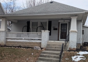 404 Pearl Street, Wapakoneta, Ohio 45895, 2 Bedrooms Bedrooms, ,1 BathroomBathrooms,Residential,For Sale,Pearl,1043803
