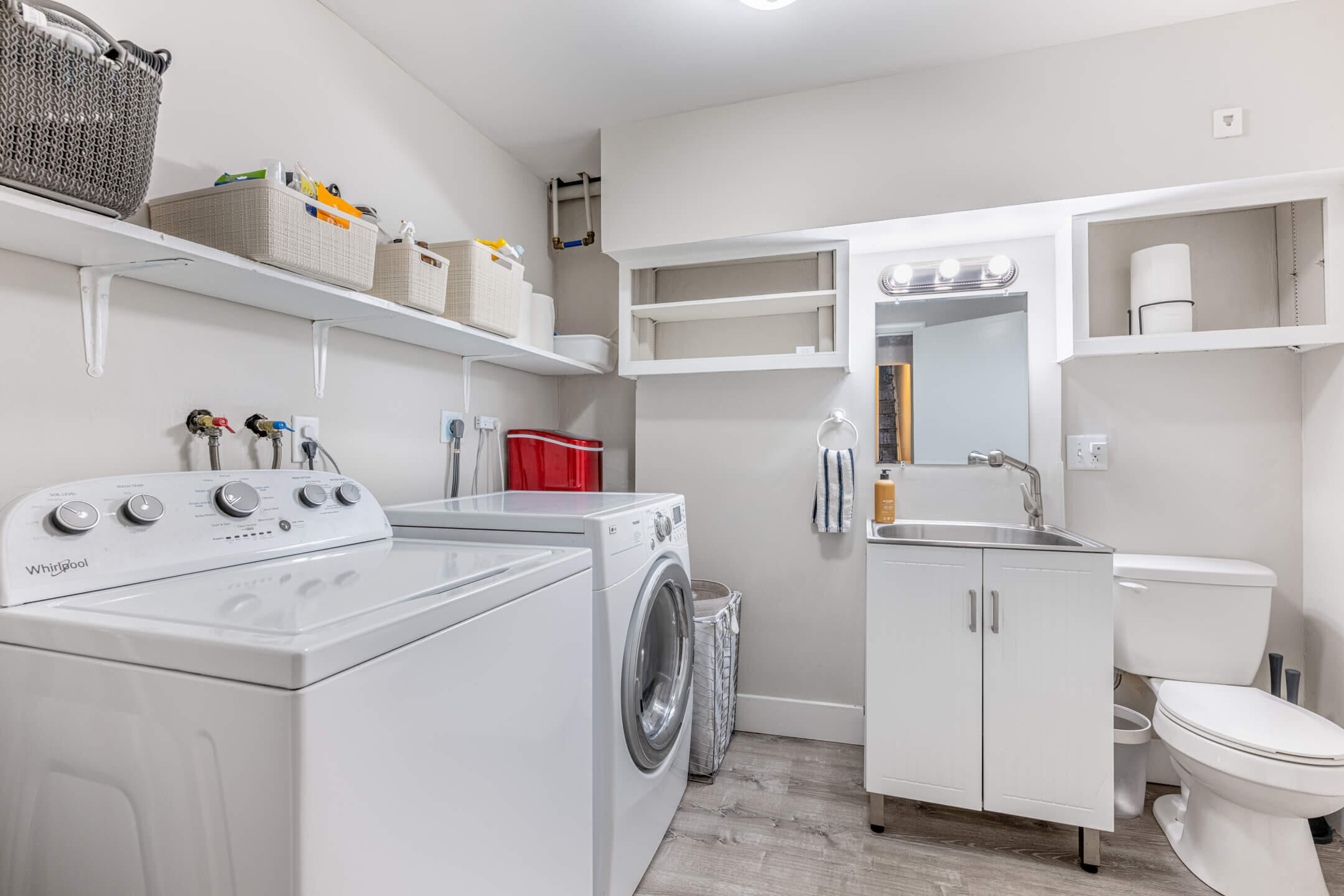 6000 Cobbleskill Court, Centerville, Ohio 45459