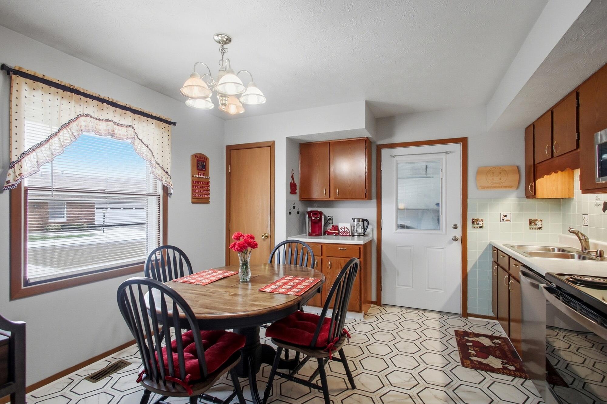 3153 Argonne Lane, Springfield, Ohio 45503