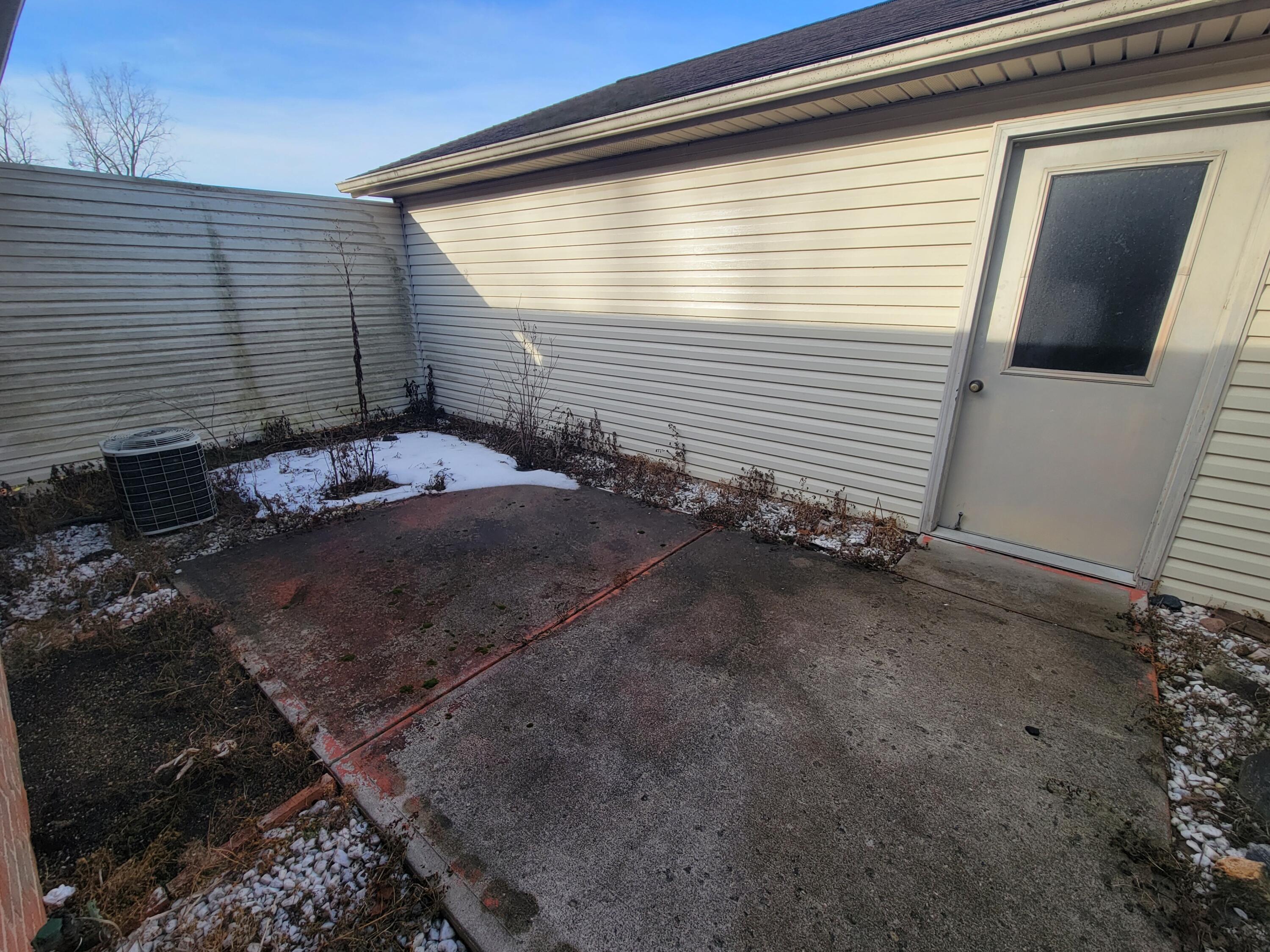 4256 Midfield Street, Springfield, Ohio 45503