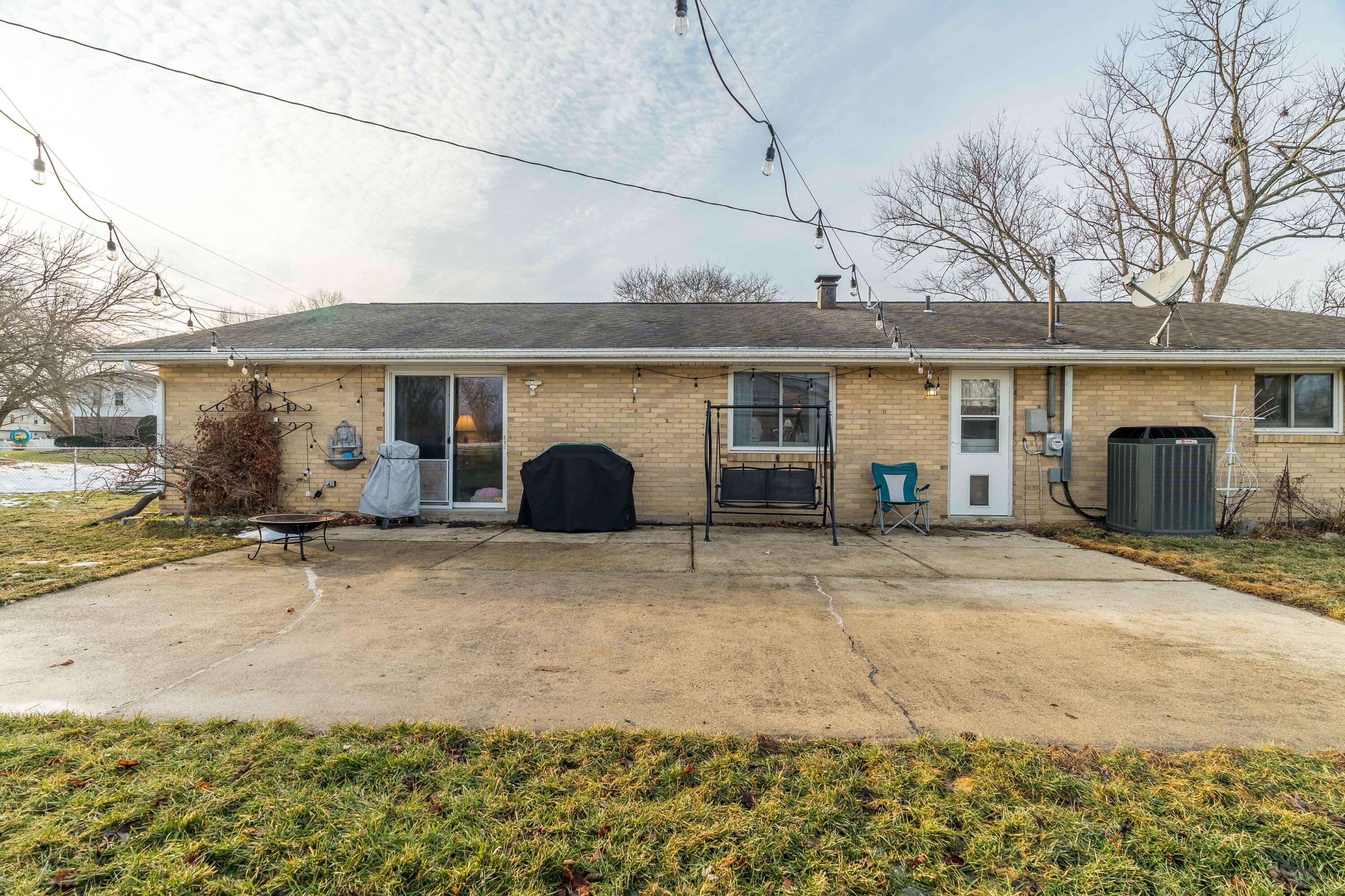 440 Katy Lane, Englewood, Ohio 45322