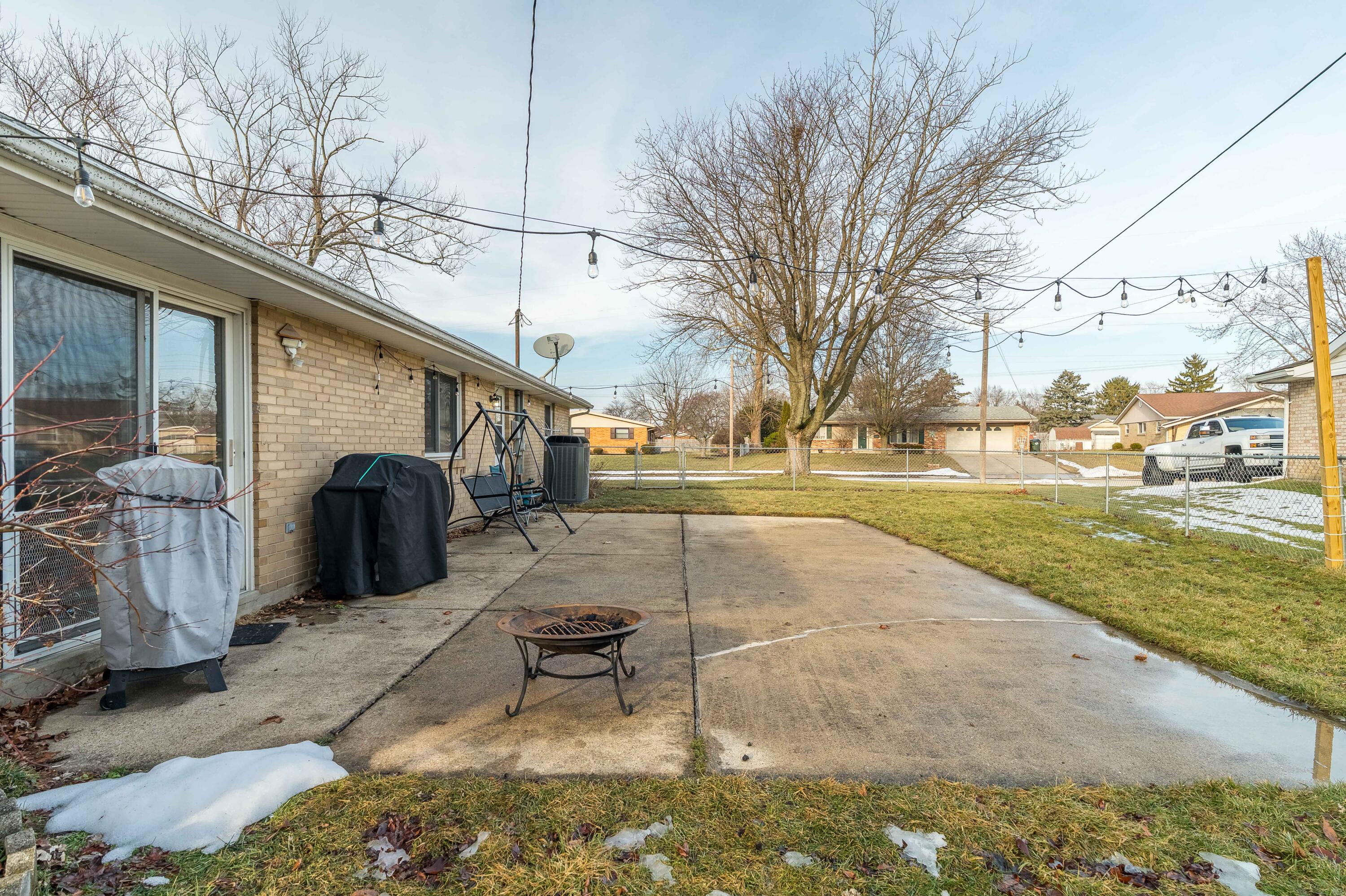 440 Katy Lane, Englewood, Ohio 45322