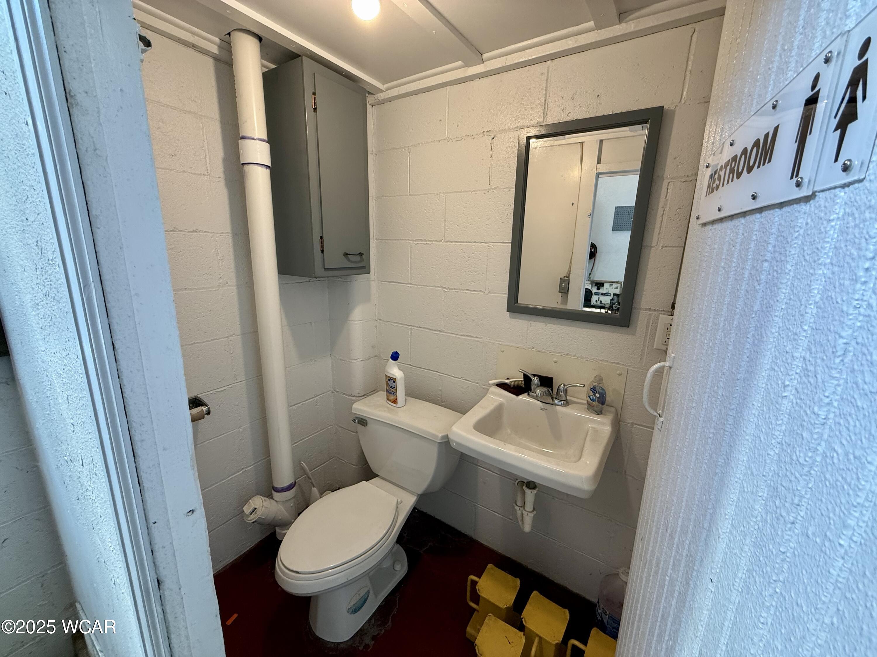 22979 State Route 12, Fostoria, Ohio