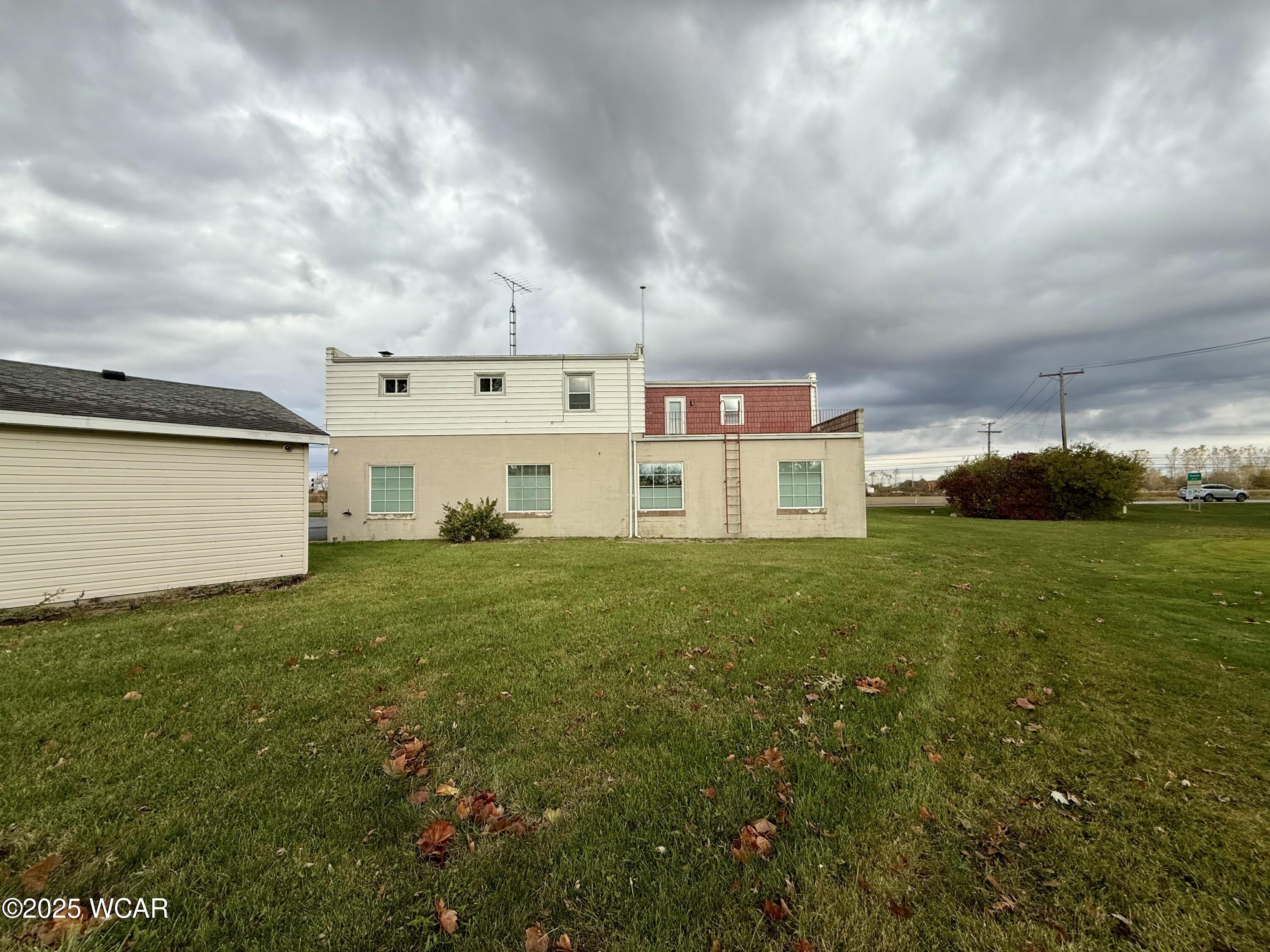 22979 State Route 12, Fostoria, Ohio