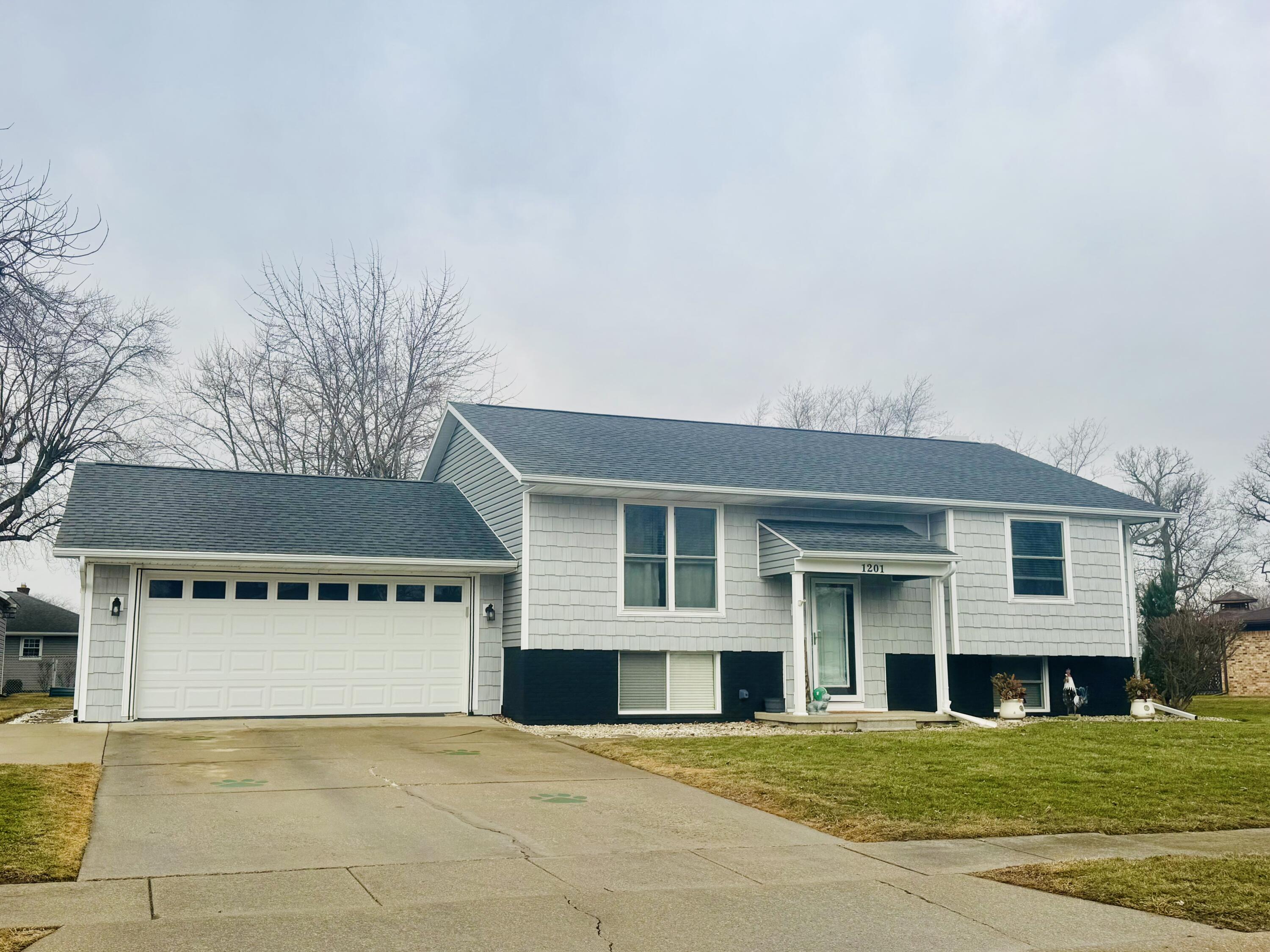 1201 Lilac Drive, Celina, Ohio 45822