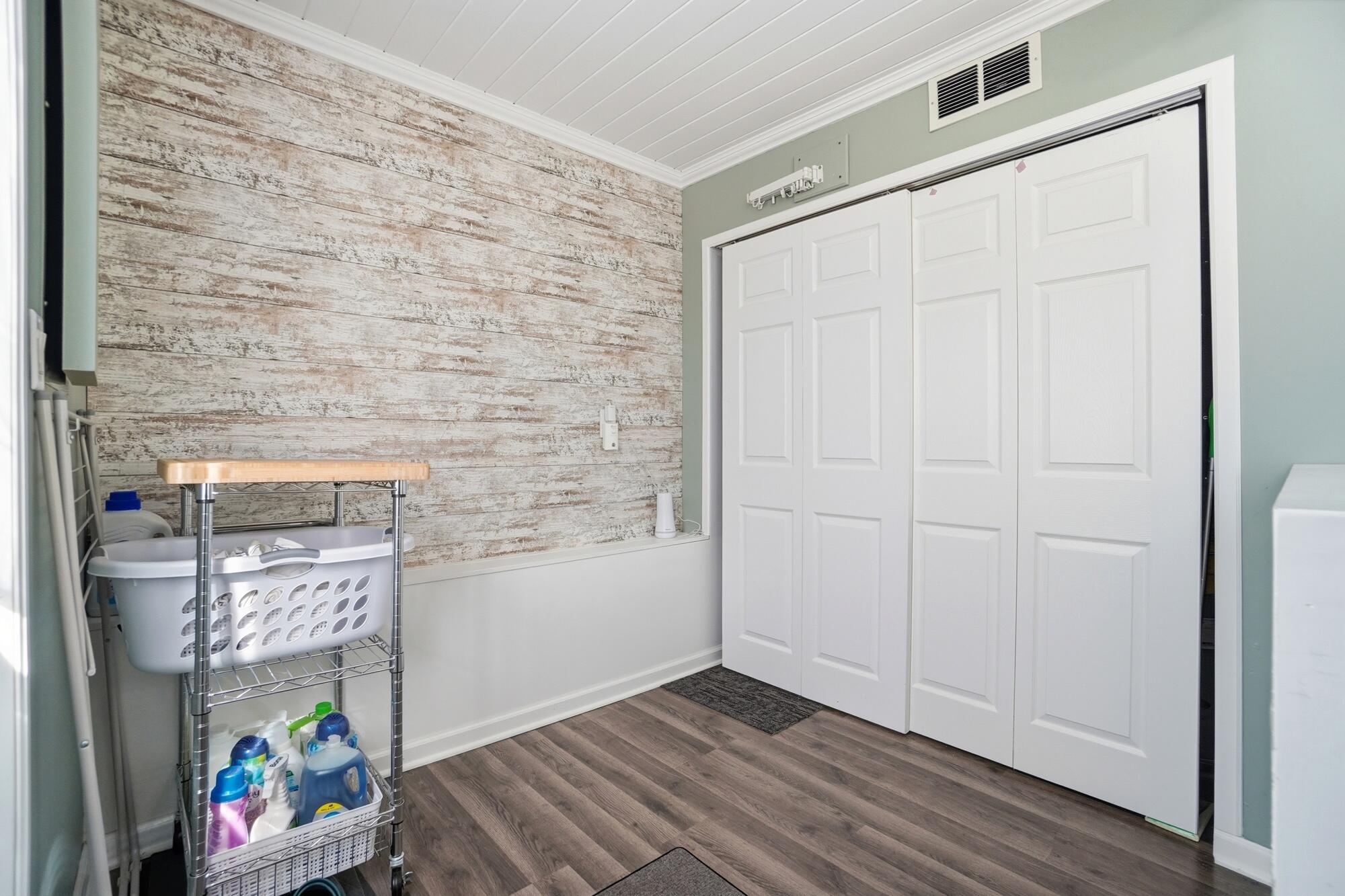 65 Kiser Drive, Tipp City, Ohio 45371