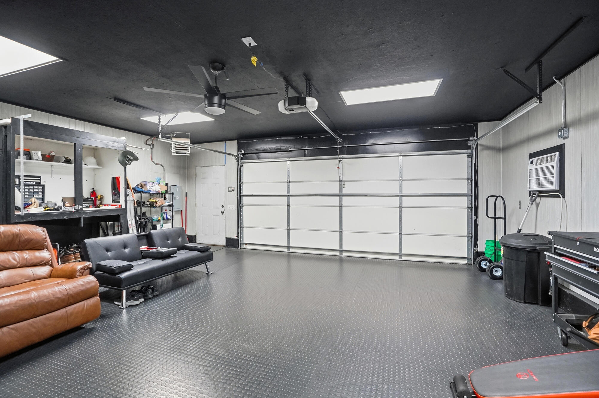 65 Kiser Drive, Tipp City, Ohio 45371