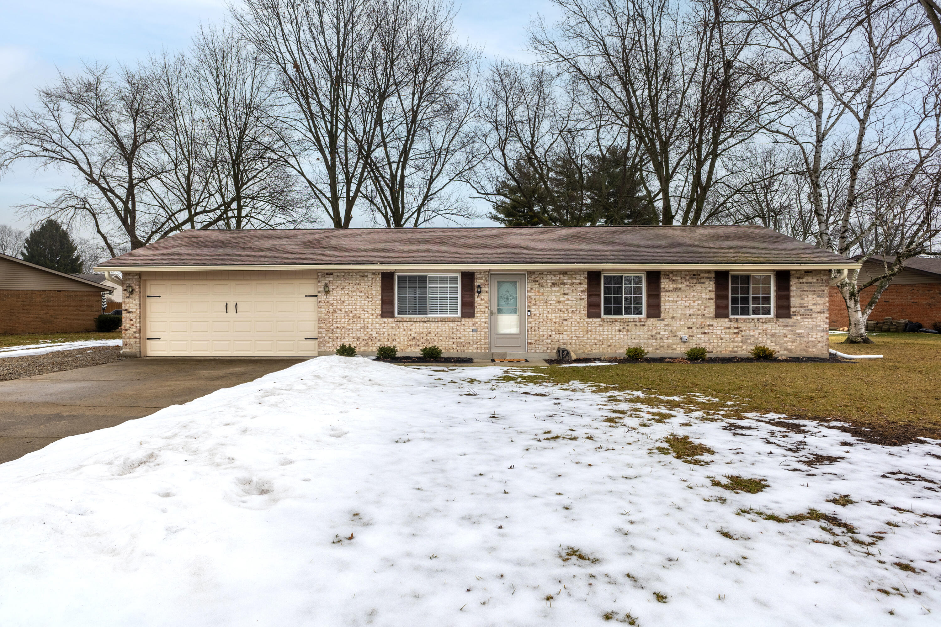3135 Honeysuckle Drive, Troy, Ohio 45373