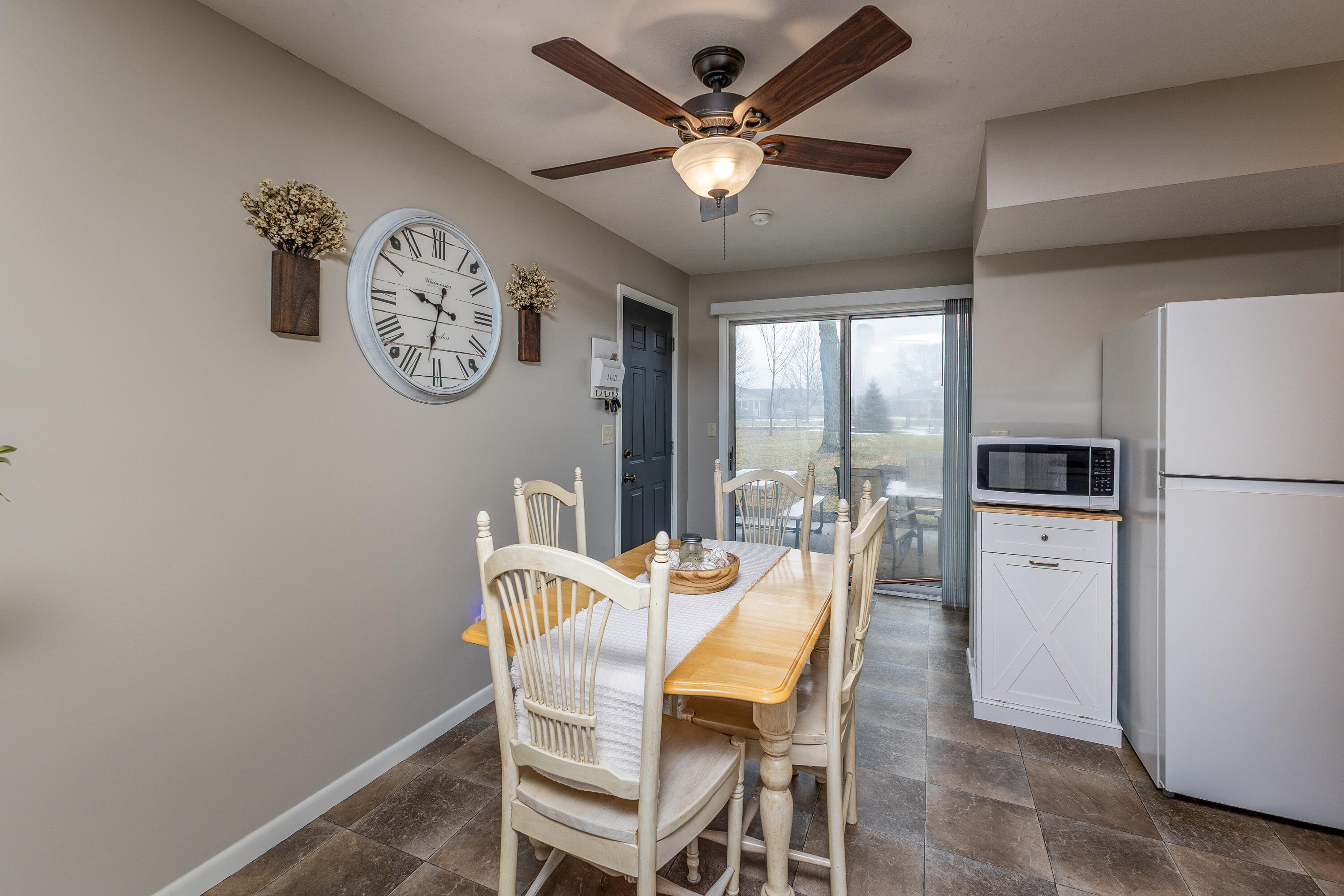 3135 Honeysuckle Drive, Troy, Ohio 45373