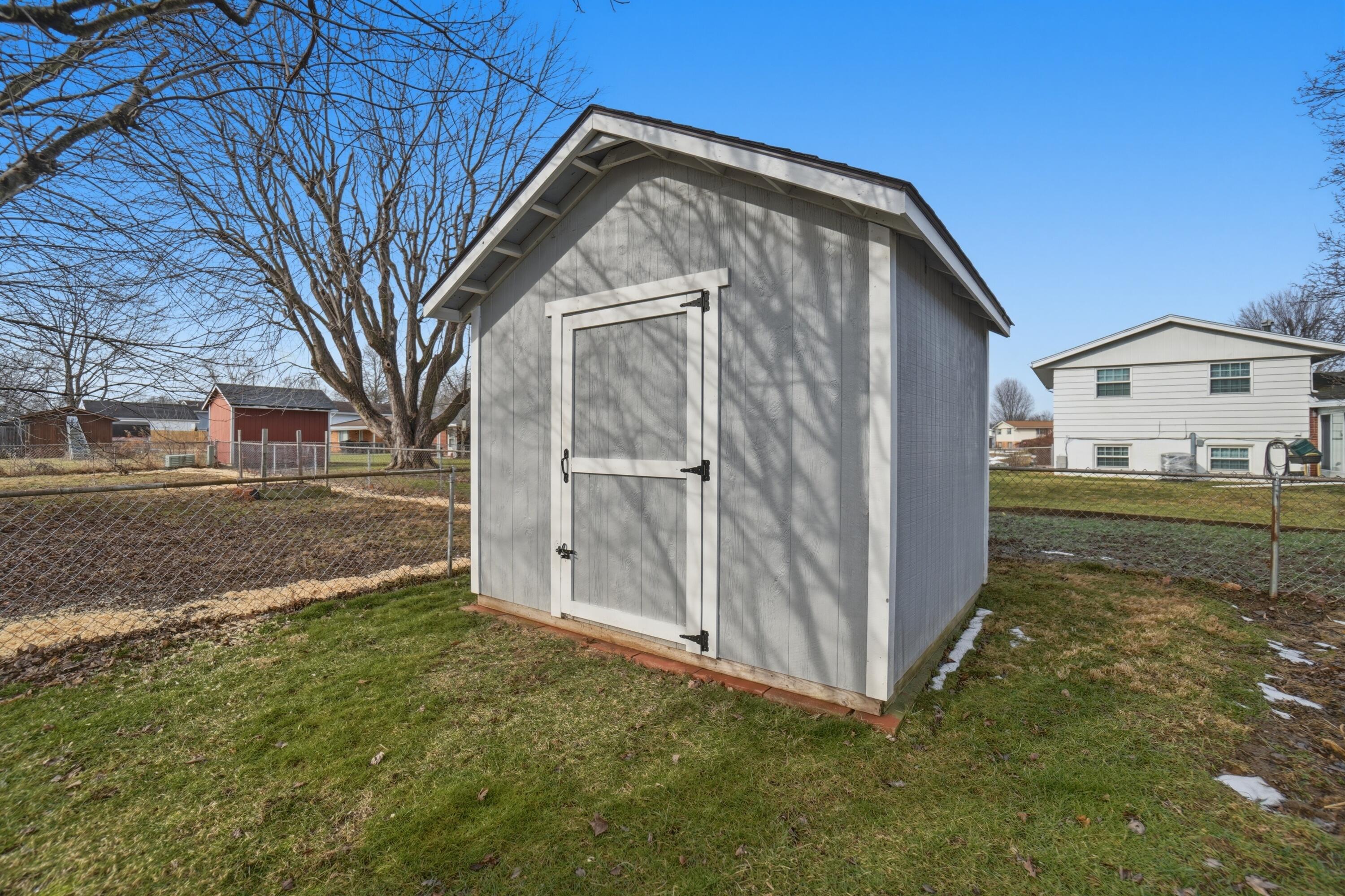 5139 Waverly Street, Fairborn, Ohio 45324