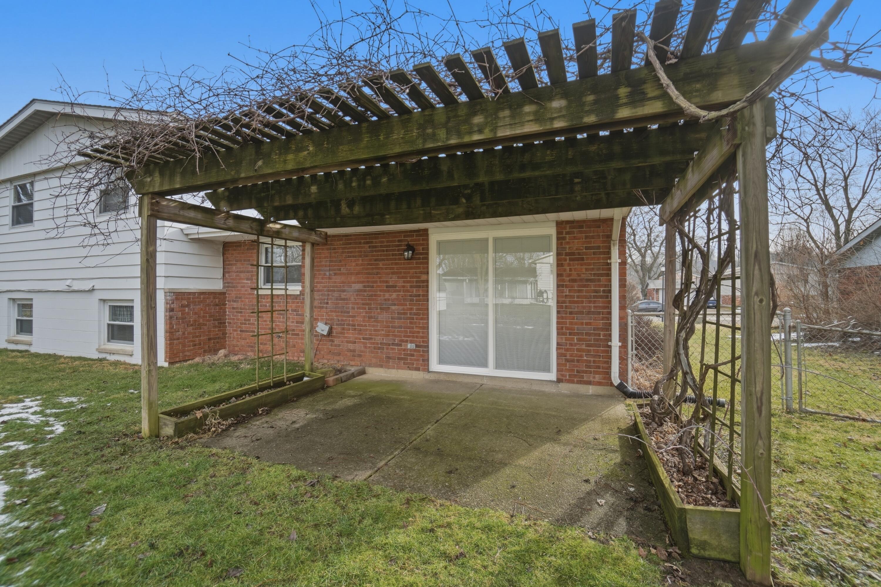 5139 Waverly Street, Fairborn, Ohio 45324