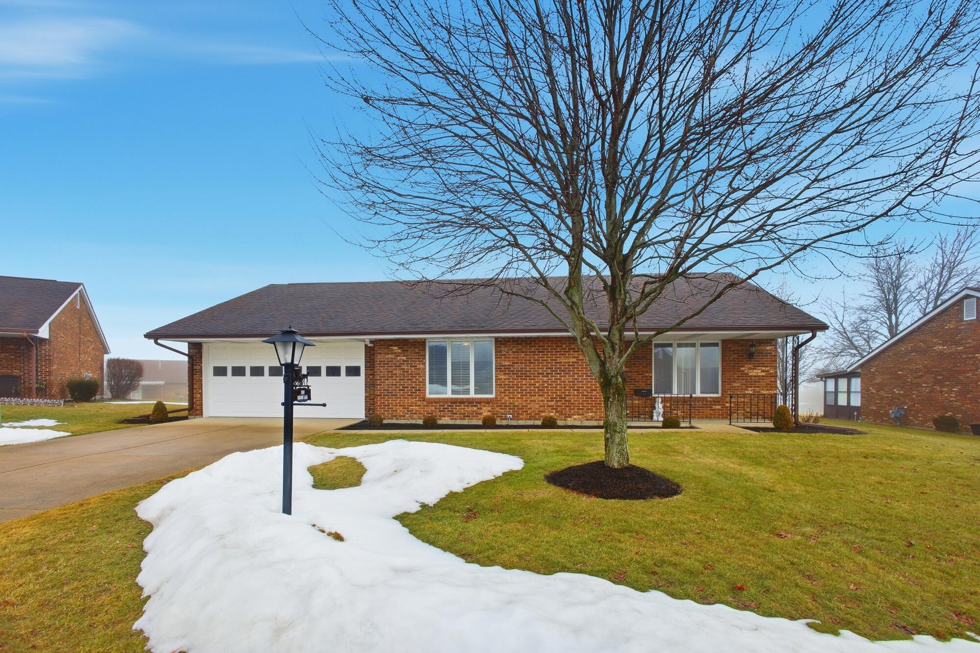 1040 Carson Lane, Springfield, Ohio 45503