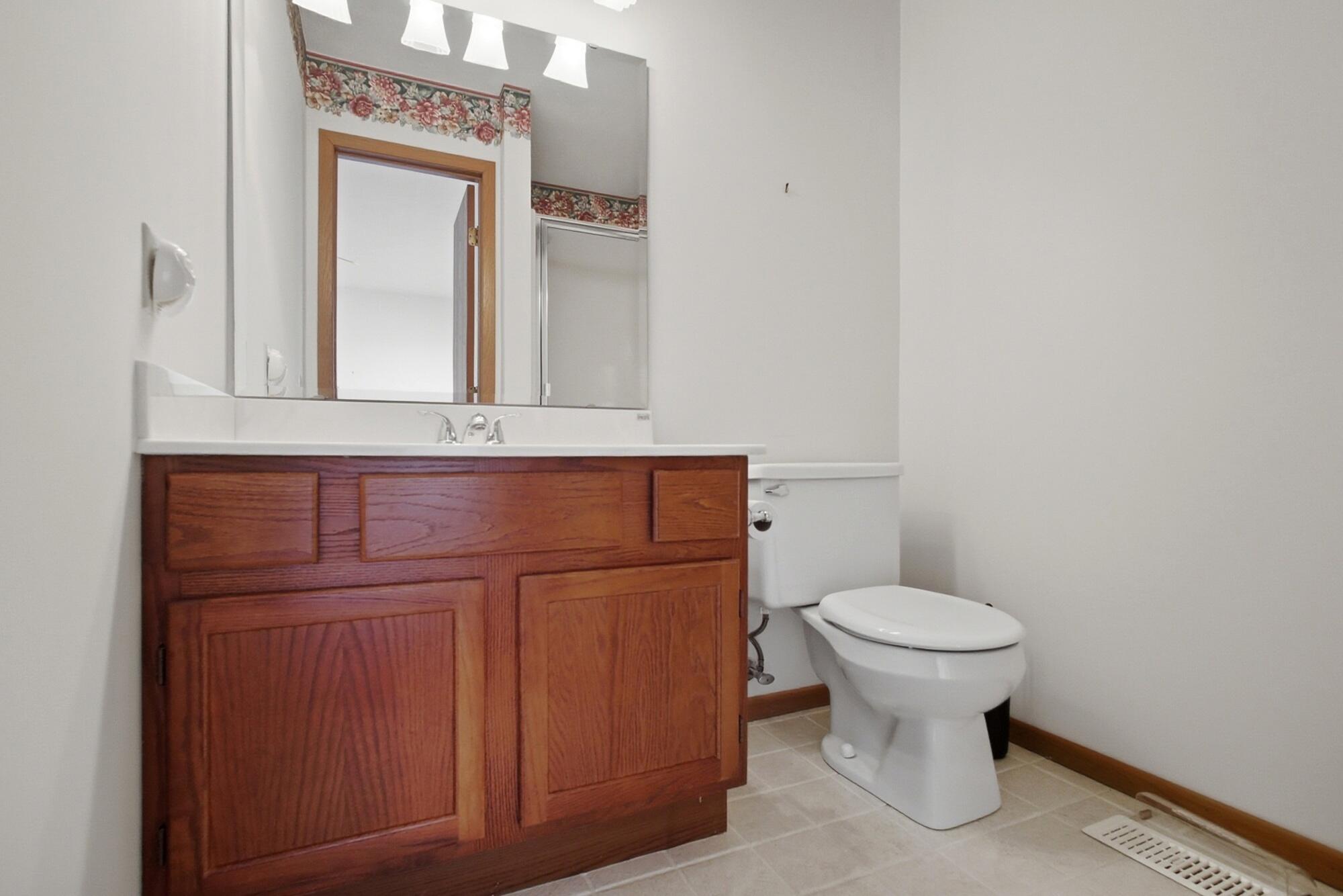 1040 Carson Lane, Springfield, Ohio 45503