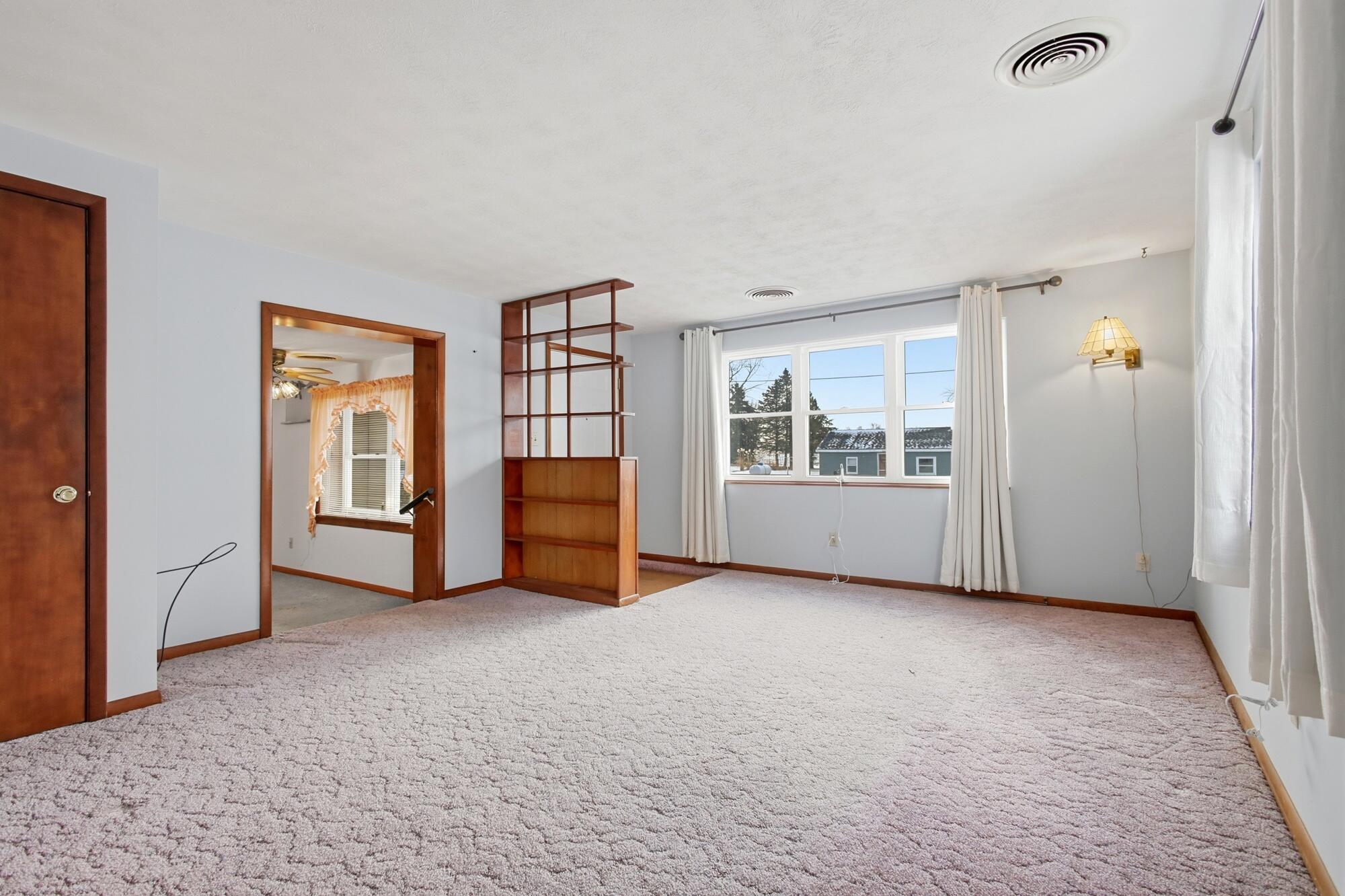 5210 Kerns Road, Springfield, Ohio 45502