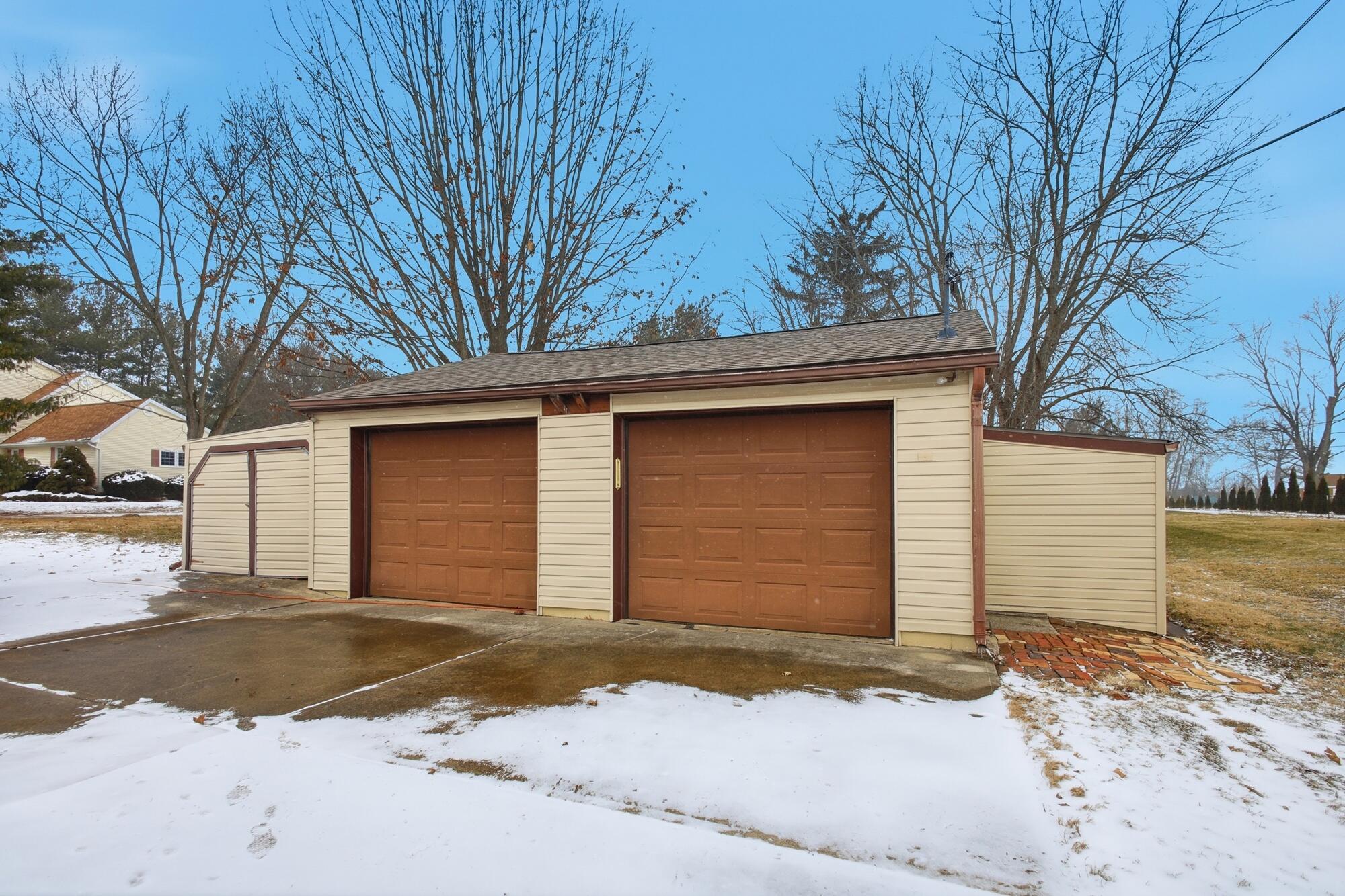 5210 Kerns Road, Springfield, Ohio 45502