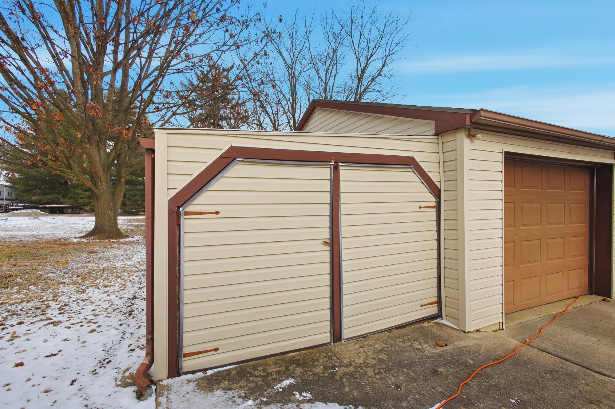 5210 Kerns Road, Springfield, Ohio 45502