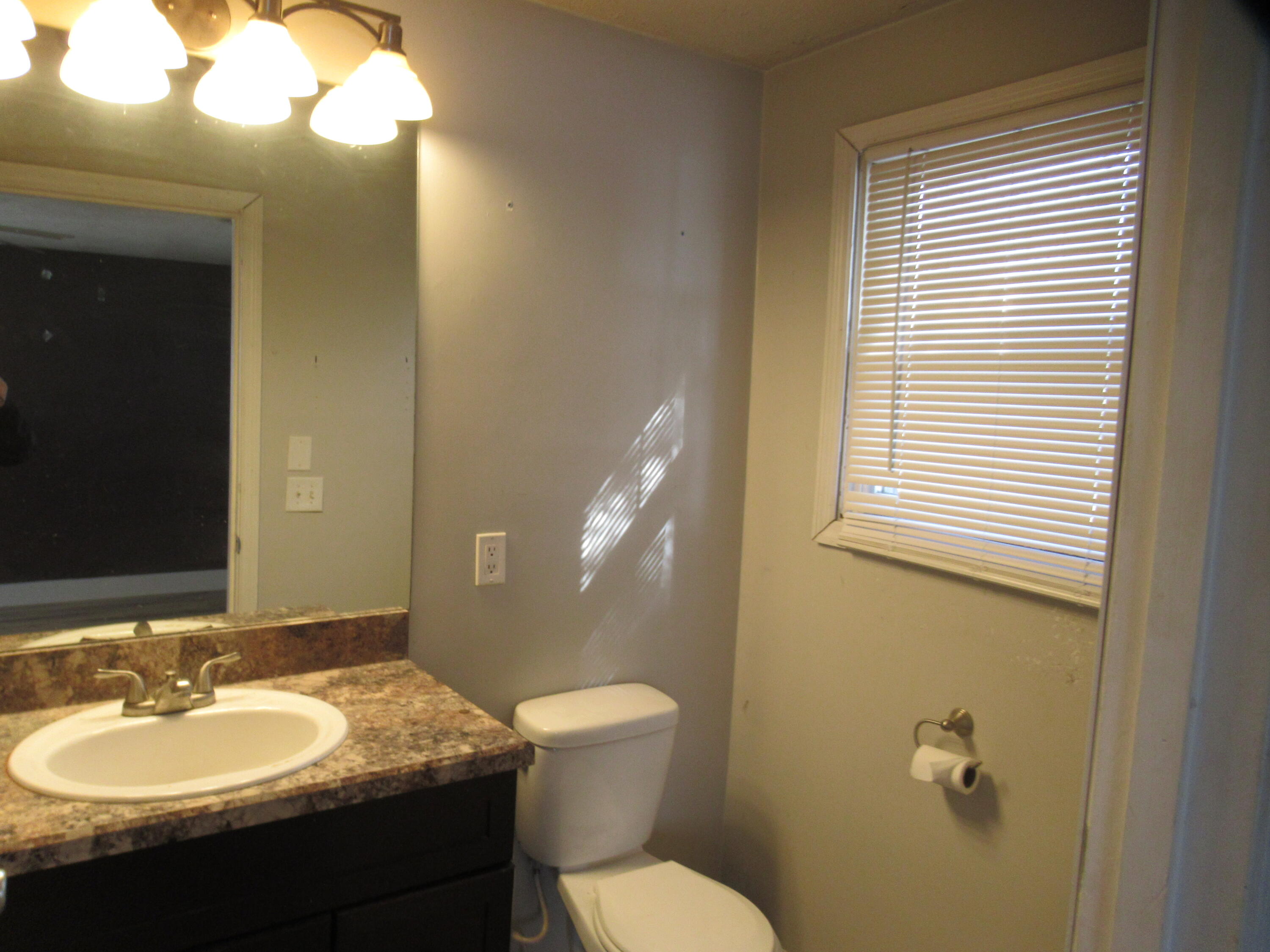 16775 Hunnicut Road, Cambridge City, Indiana 47327