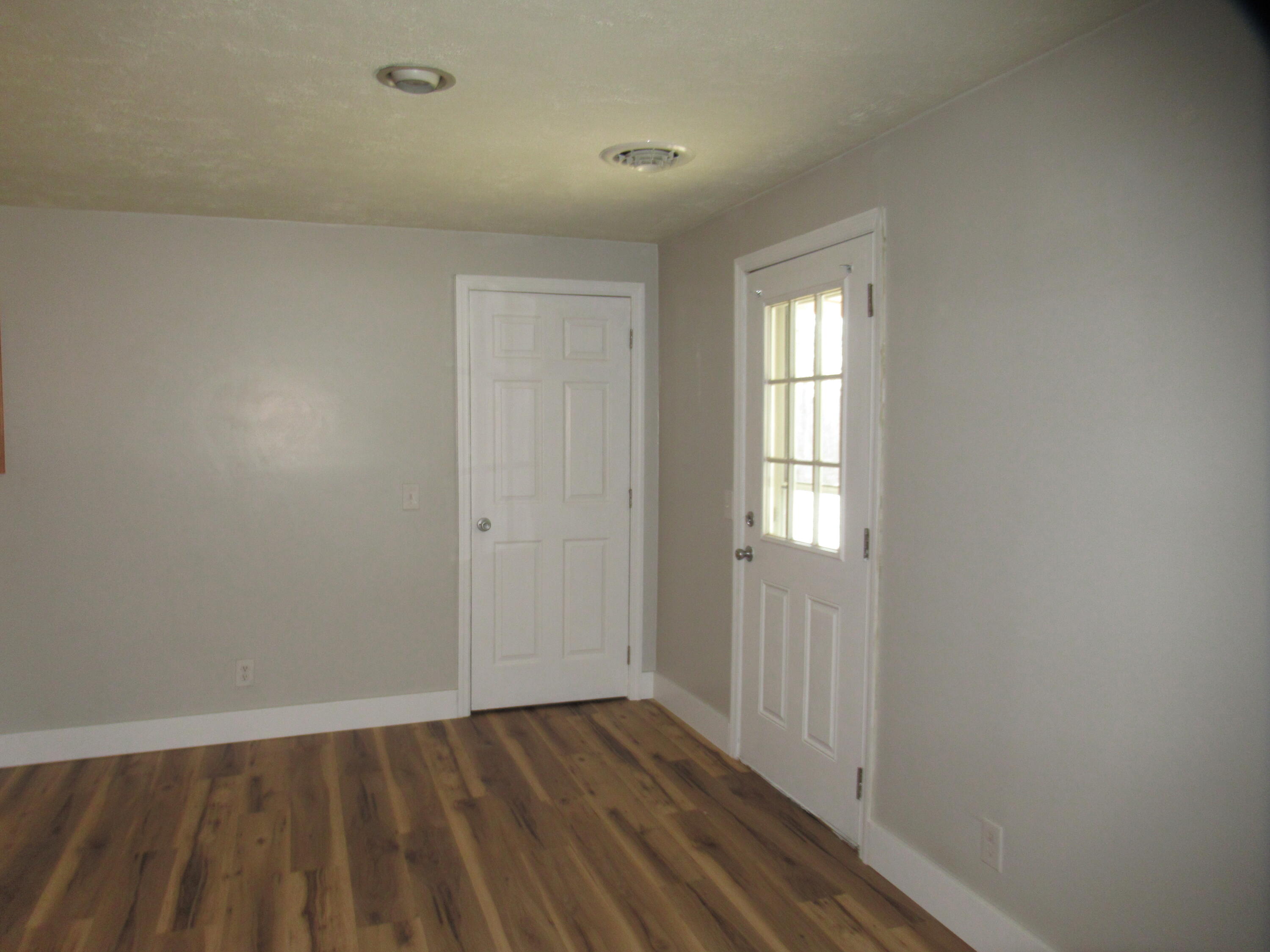 16775 Hunnicut Road, Cambridge City, Indiana 47327