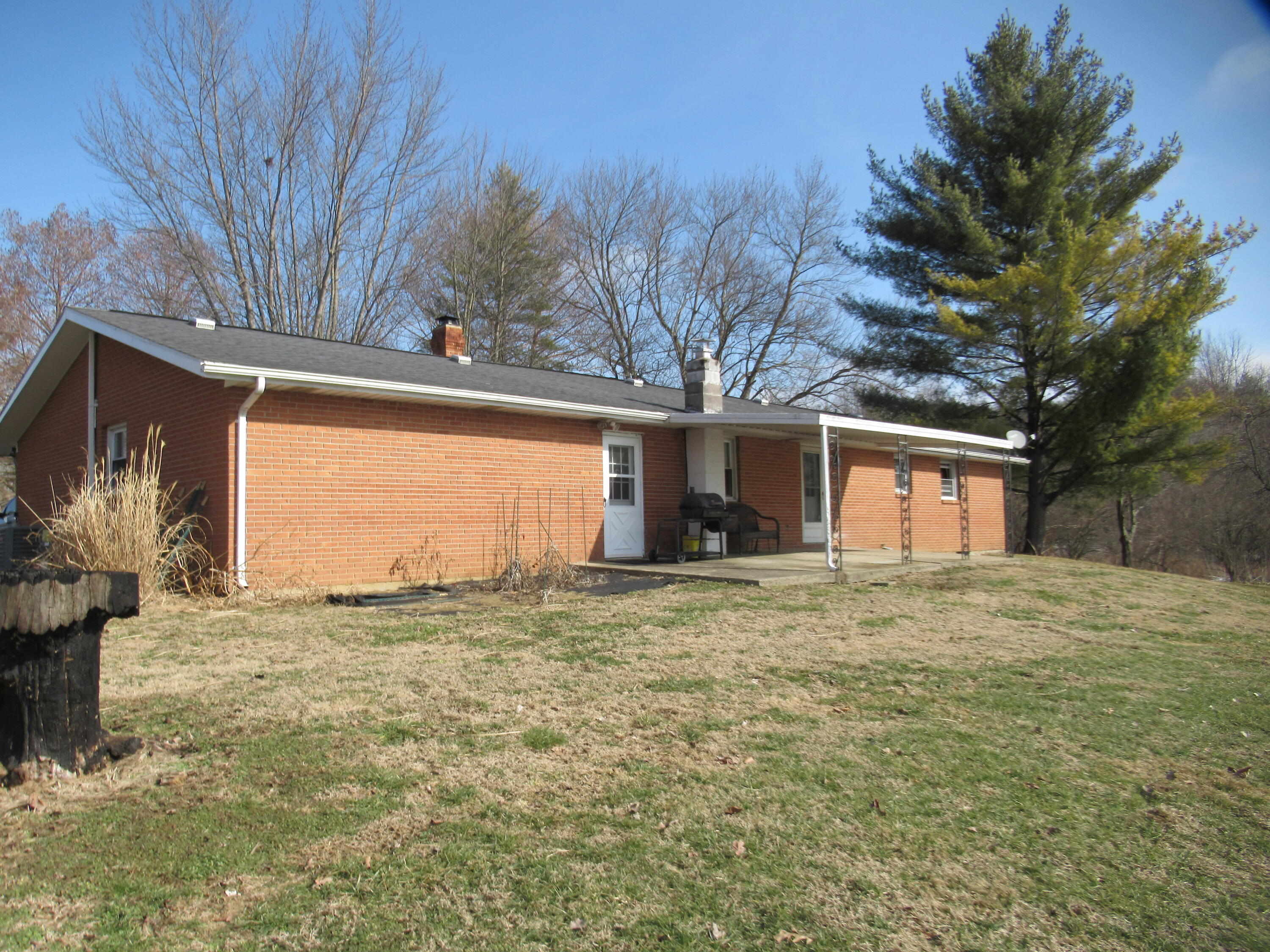16775 Hunnicut Road, Cambridge City, Indiana 47327