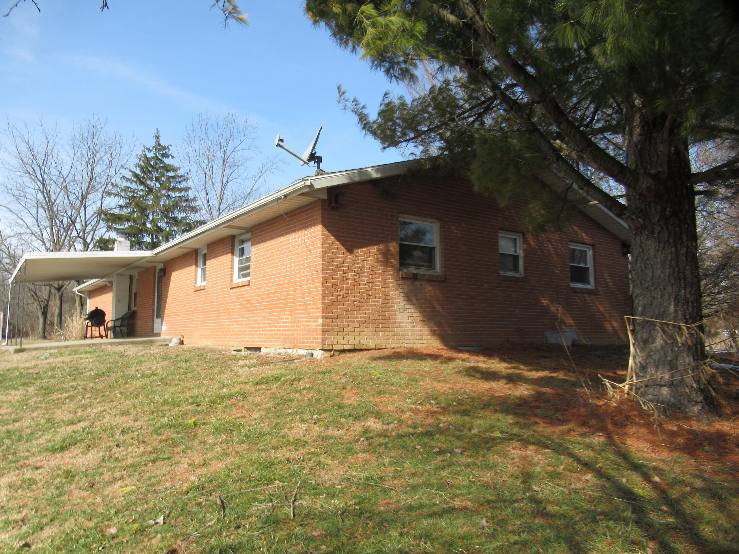 16775 Hunnicut Road, Cambridge City, Indiana 47327