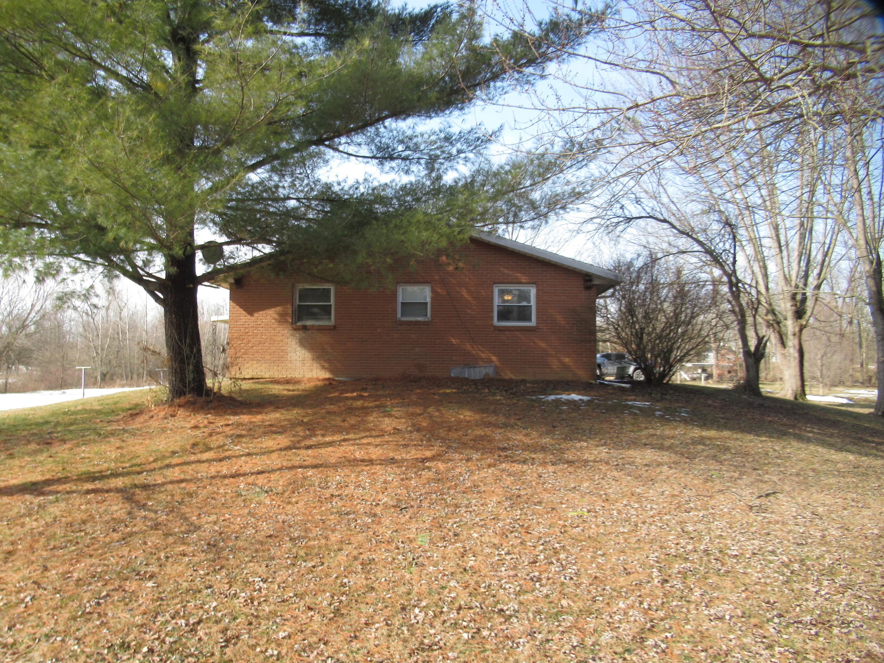 16775 Hunnicut Road, Cambridge City, Indiana 47327
