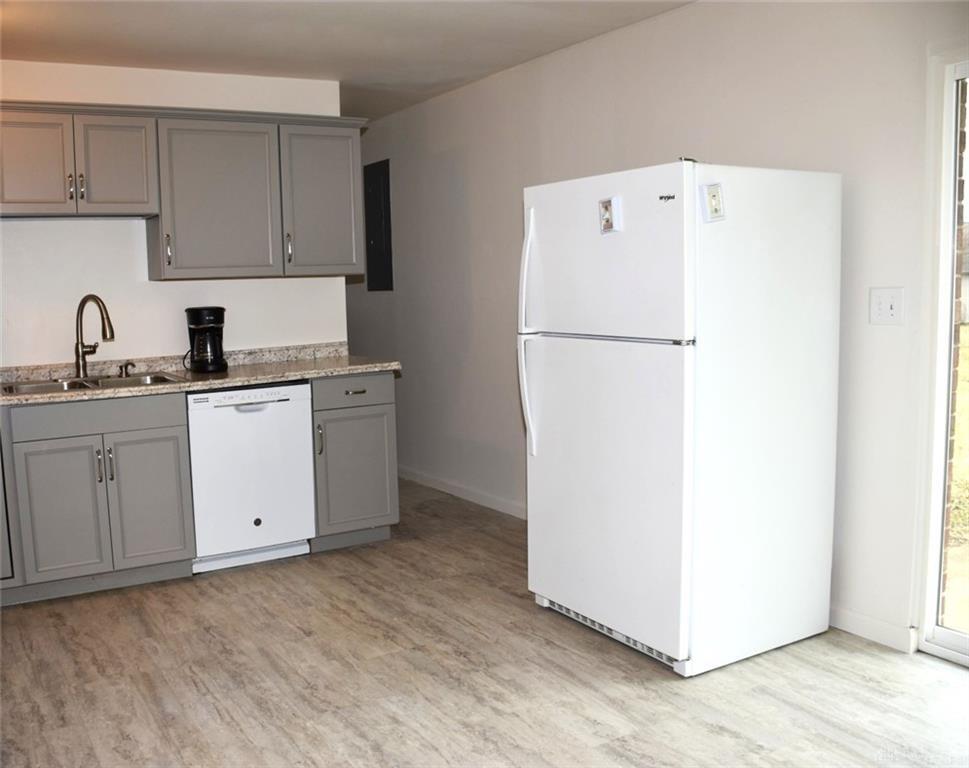 2472 Thornhill Drive, Troy, Ohio 45373